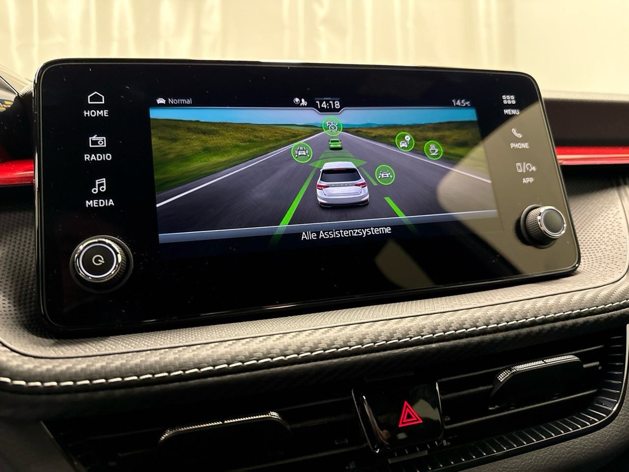 SKODA Fabia 1.5 TSI Monte Carlo DSG-image-9