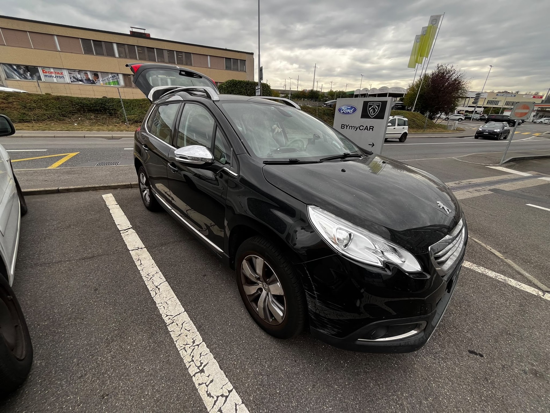 PEUGEOT 2008 1.2 VTI Access