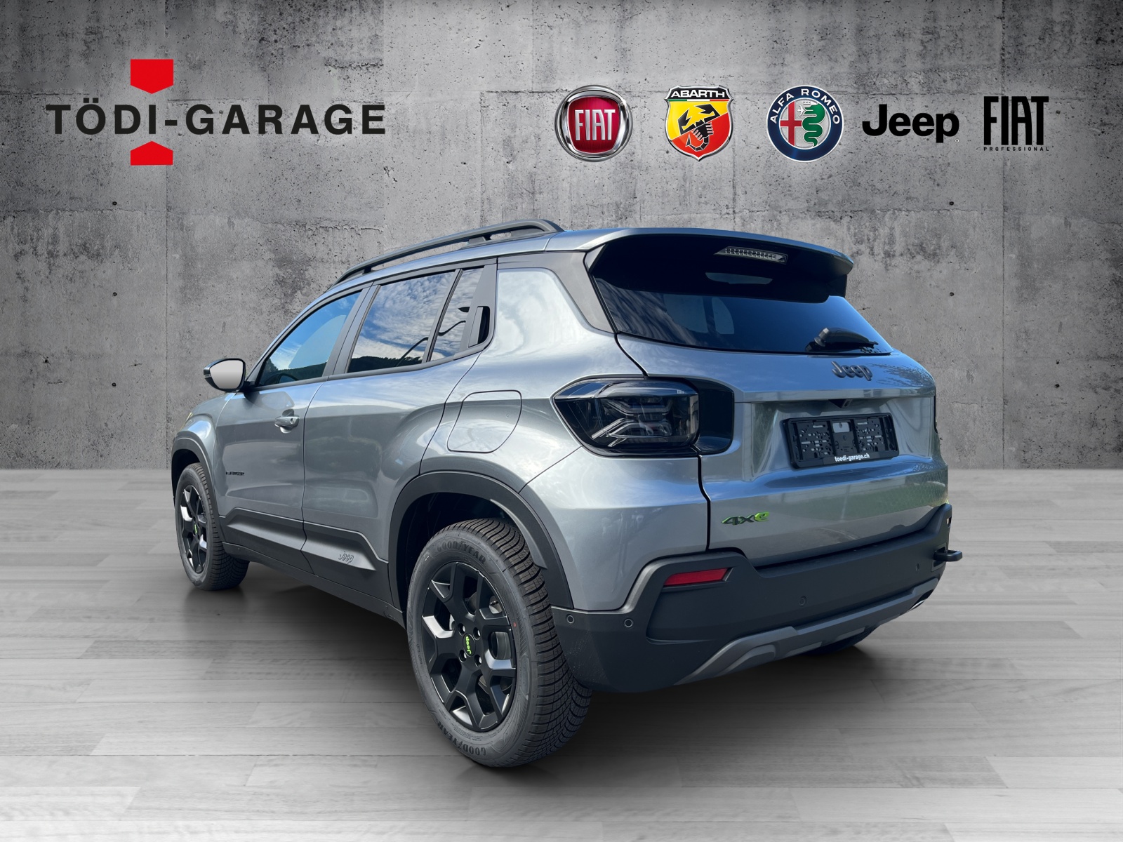 JEEP Avenger 1.2 MHEV Overland Pack Leder 4xe-showroom-element-3