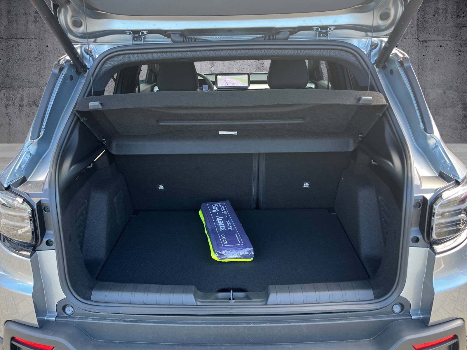 JEEP Avenger 1.2 MHEV Overland Pack Leder 4xe-image-14