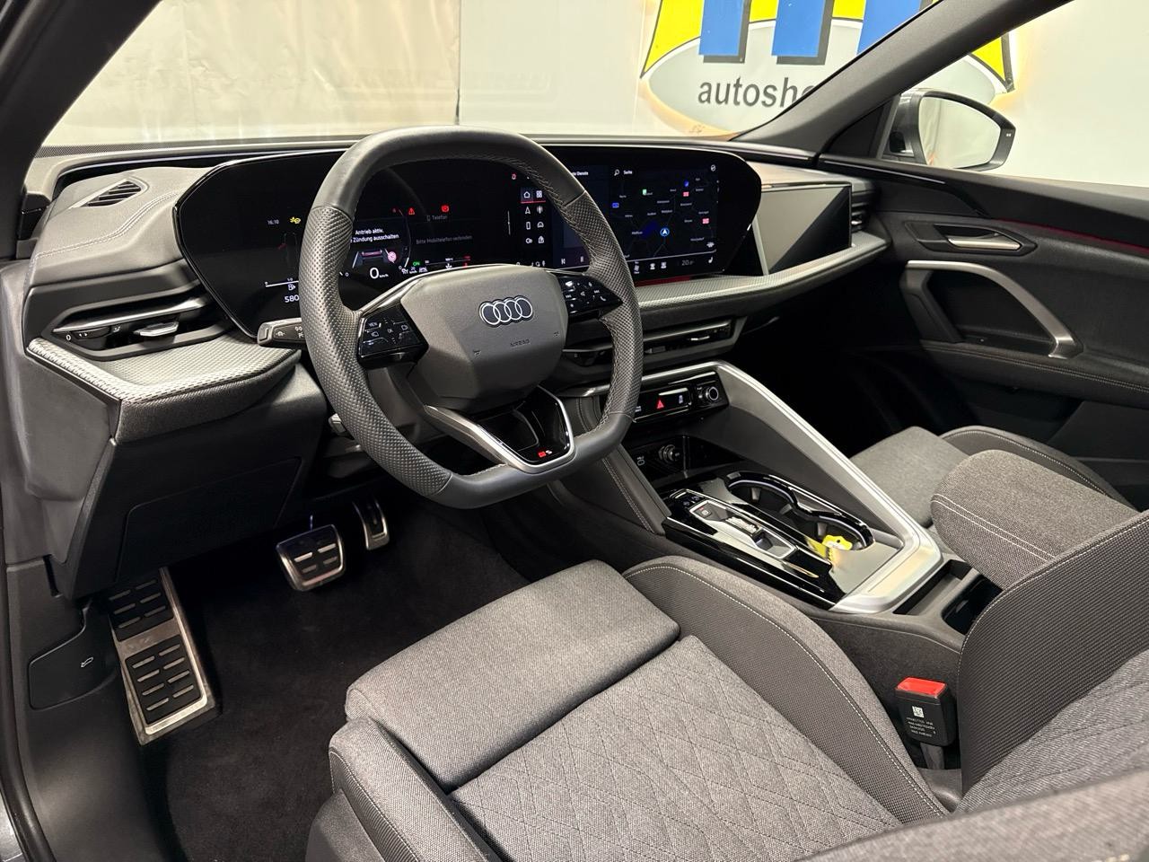 AUDI Q5 TDI quattro 150 kW S-tronic S-Line-showroom-element-2