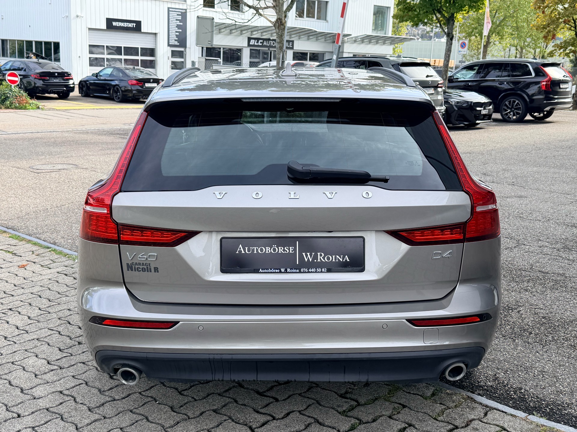 VOLVO V60 D4 Inscription Geartronic-image-3