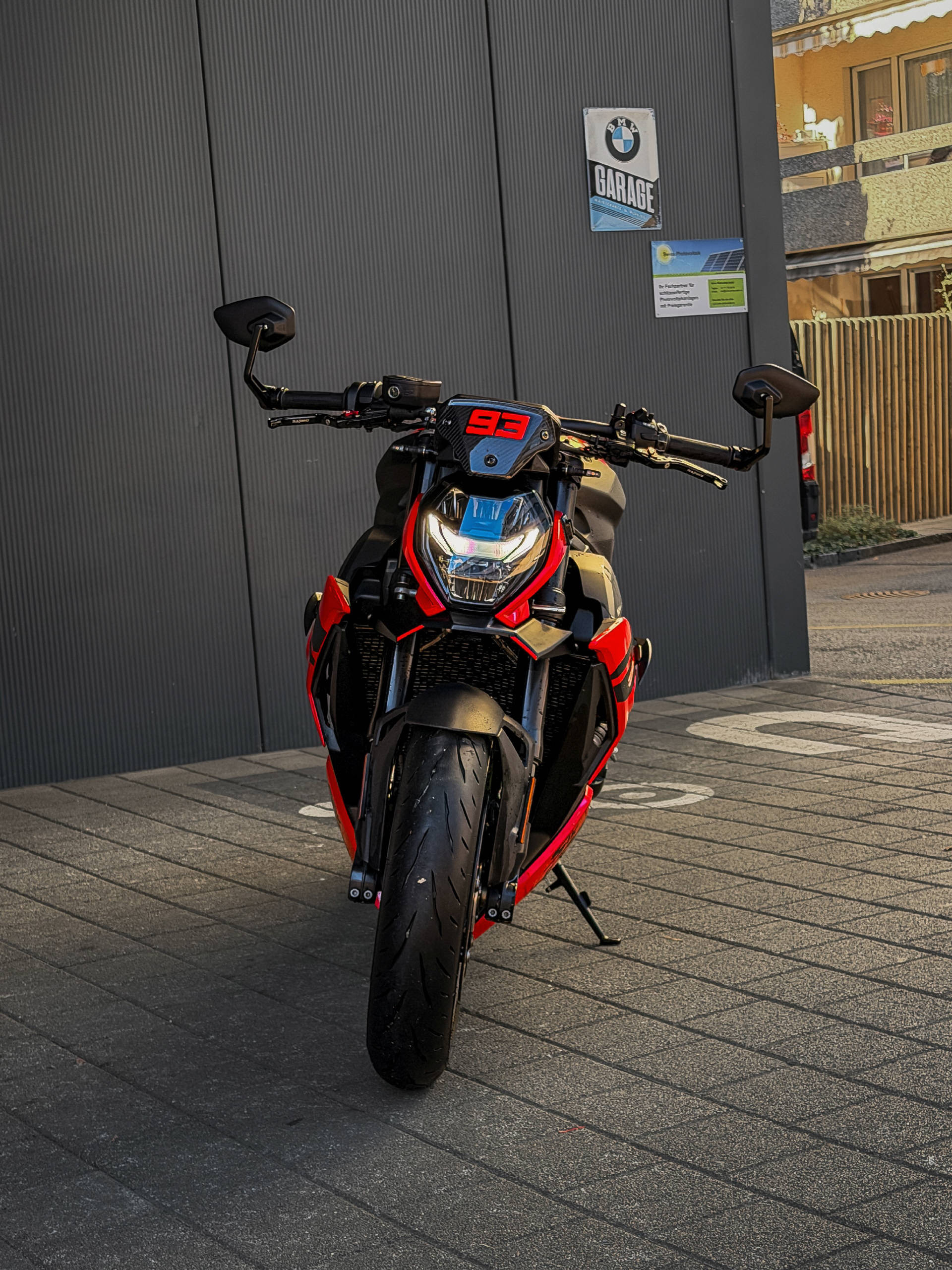 BMW S 1000 R-image-1