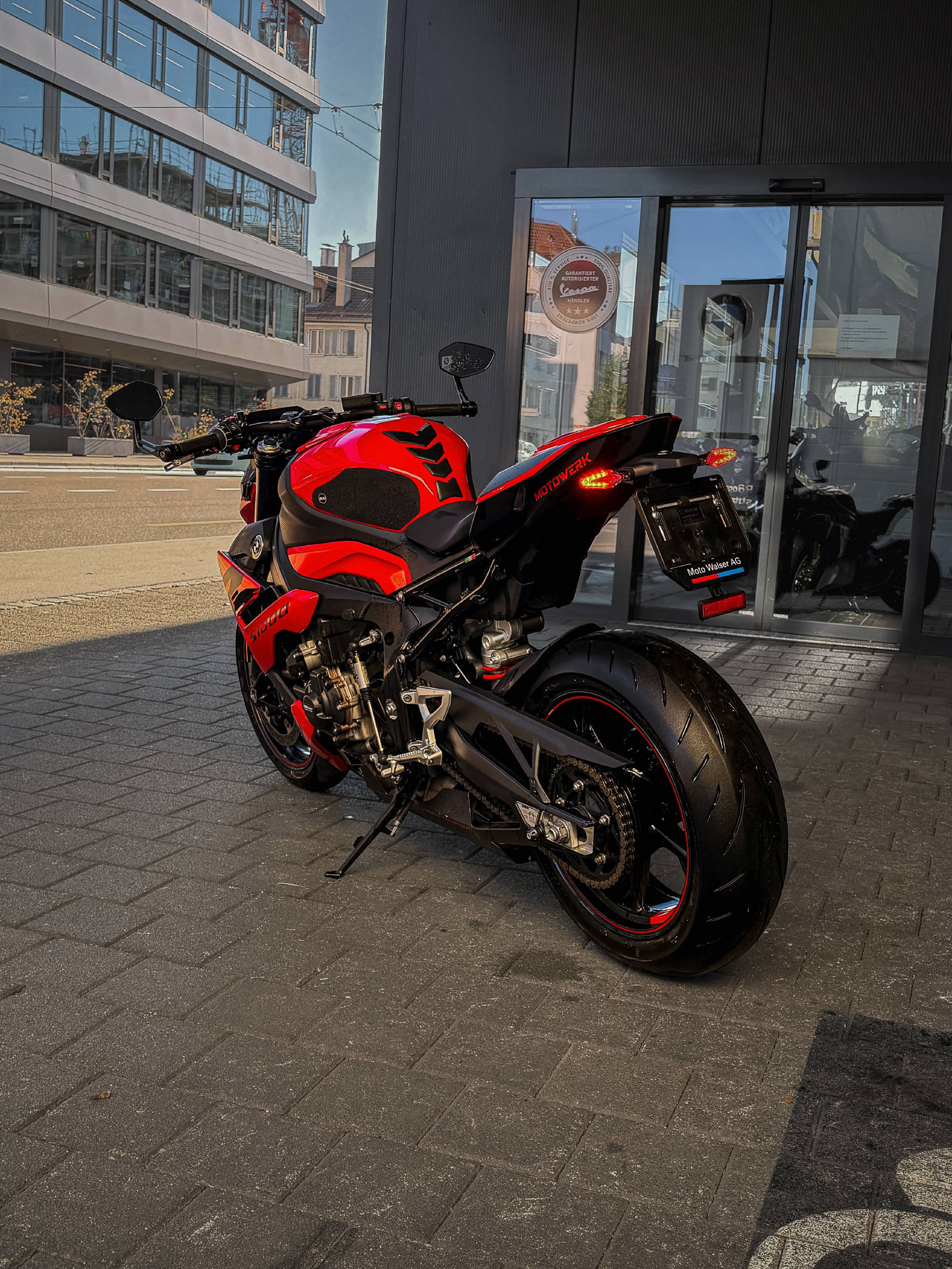 BMW S 1000 R-image-6
