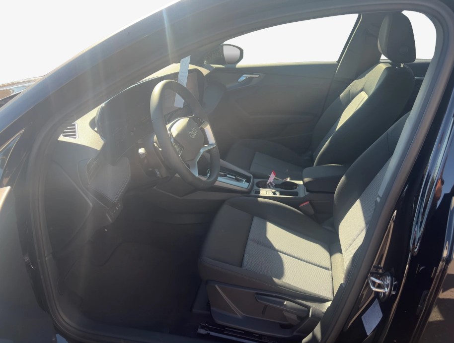 AUDI A3 Sportback TFSI 85 kW Ambition S-tronic-image-7