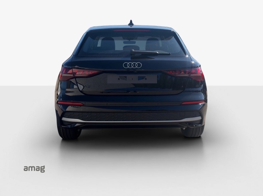 AUDI A3 Sportback TFSI 85 kW Ambition S-tronic-showroom-element-3