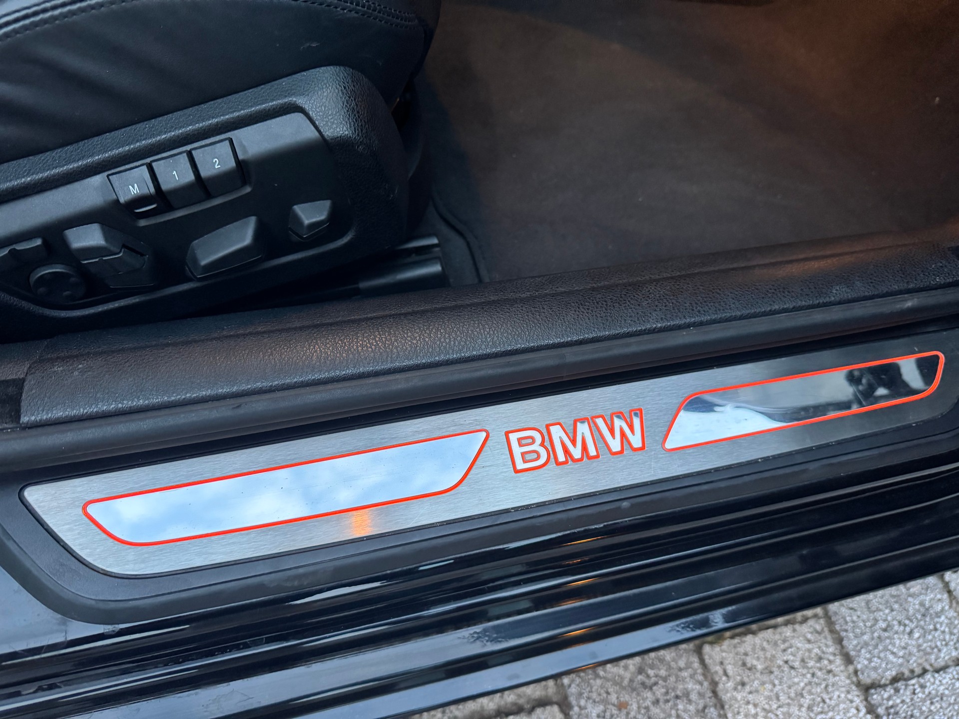 BMW 650i Gran Coupé xDrive 450PS | Head-Up-Display | B&O Soundsystem | Leder Interior | Panoramadach | Soft-Close-Türen-image-13