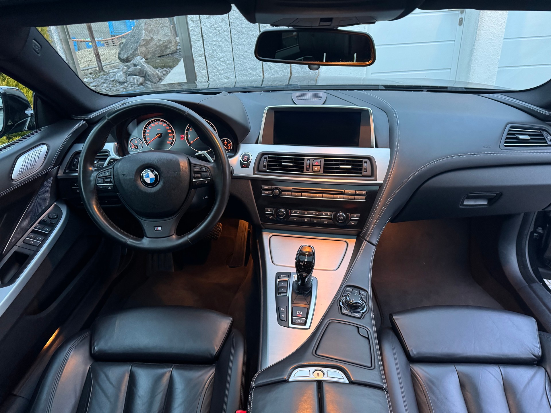 BMW 650i Gran Coupé xDrive 450PS | Head-Up-Display | B&O Soundsystem | Leder Interior | Panoramadach | Soft-Close-Türen-image-2