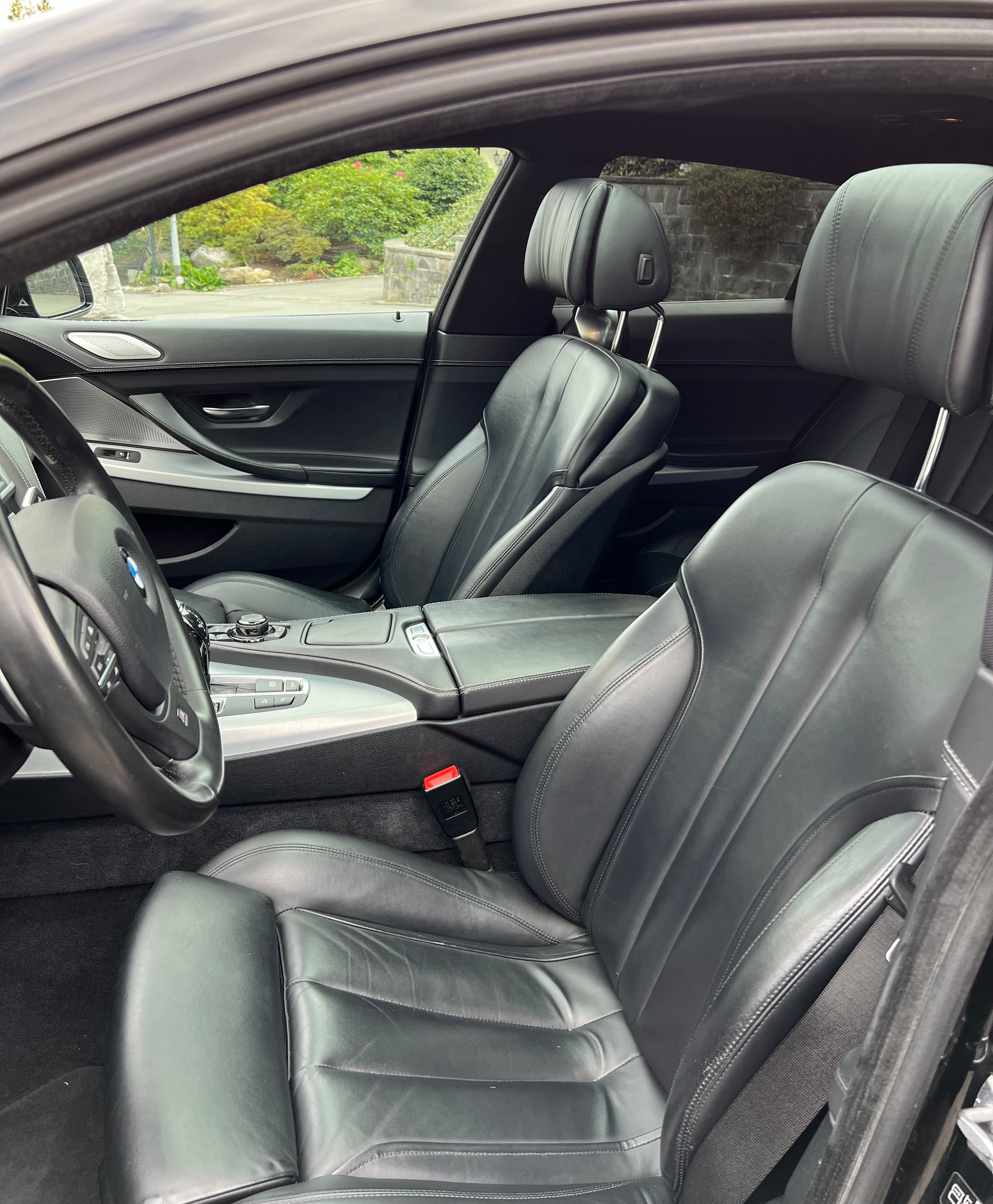 BMW 650i Gran Coupé xDrive 450PS | Head-Up-Display | B&O Soundsystem | Leder Interior | Panoramadach | Soft-Close-Türen-image-3