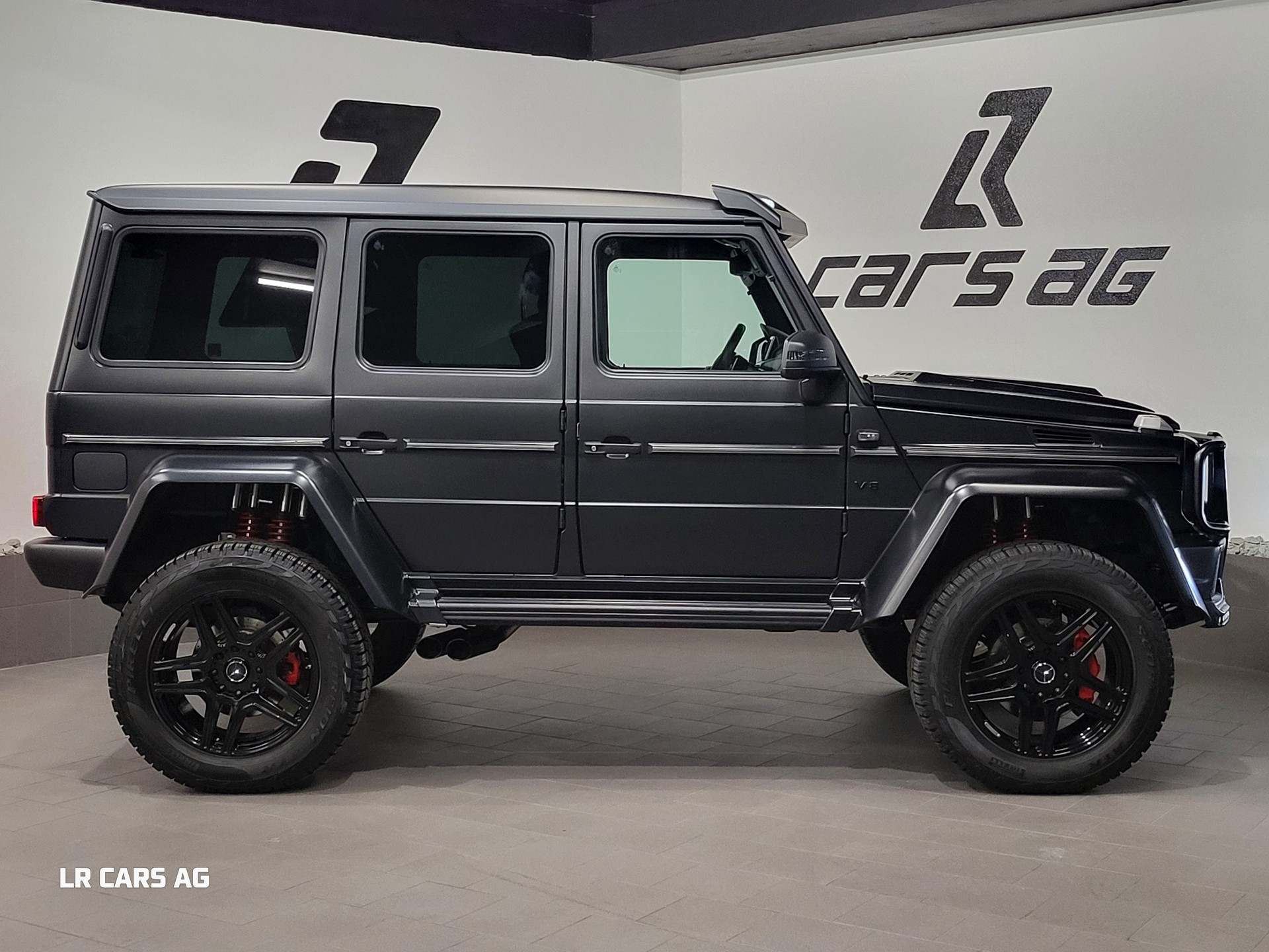 MERCEDES-BENZ G500 4x4² BRABUS-image-4