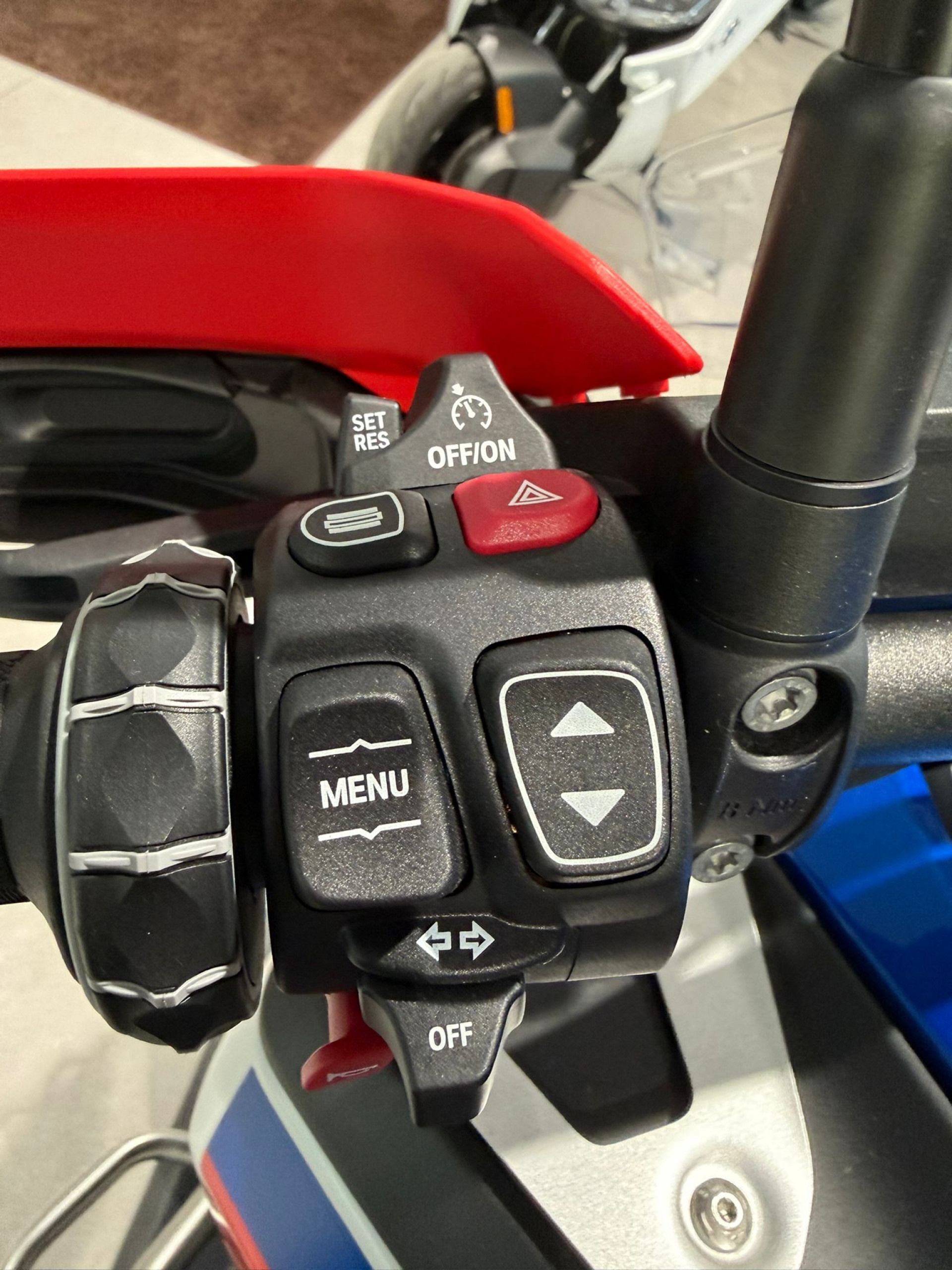 BMW R 1300 GS Adventure-image-8