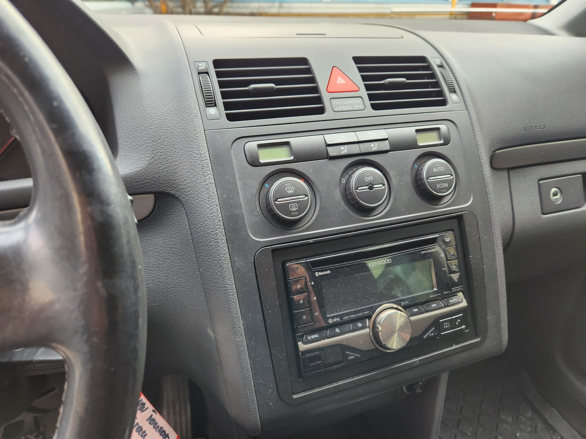 VW Touran 2.0 FSI Trendline-image-9
