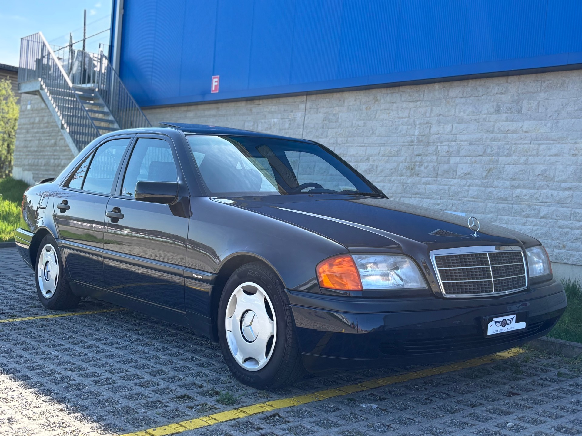 MERCEDES-BENZ C 180 Classic
