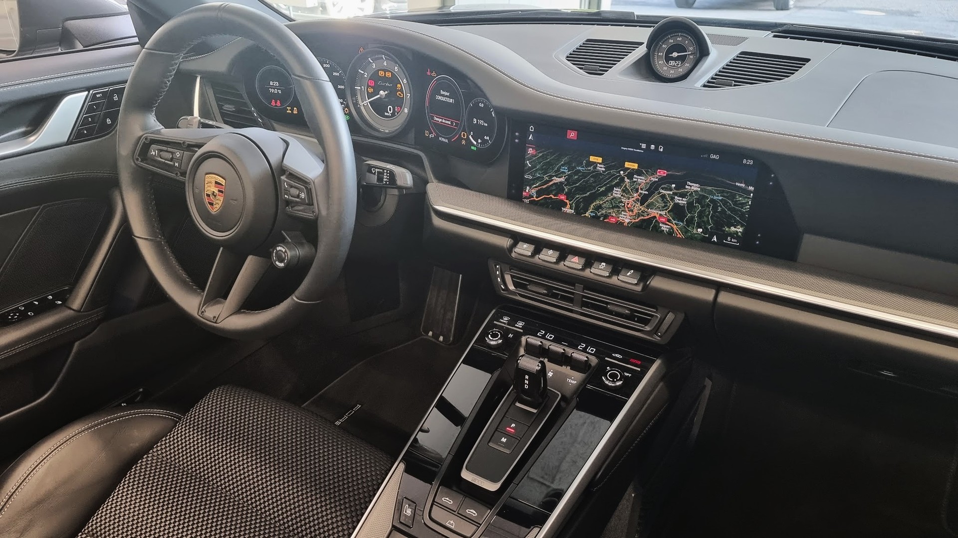 PORSCHE 911 Turbo Cabriolet PDK-image-7