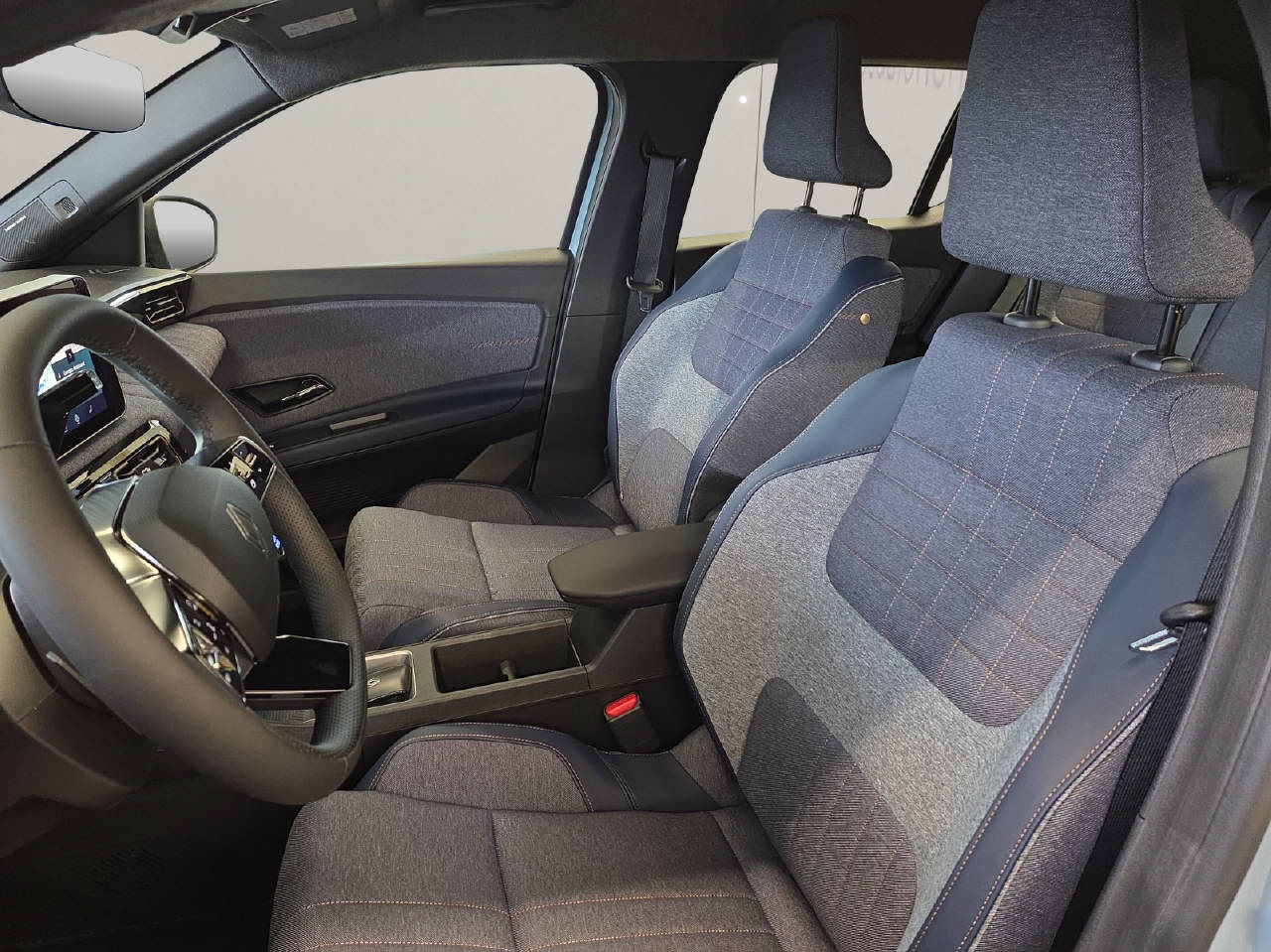RENAULT 4 E-Tech Comfort Range techno Demo-image-6