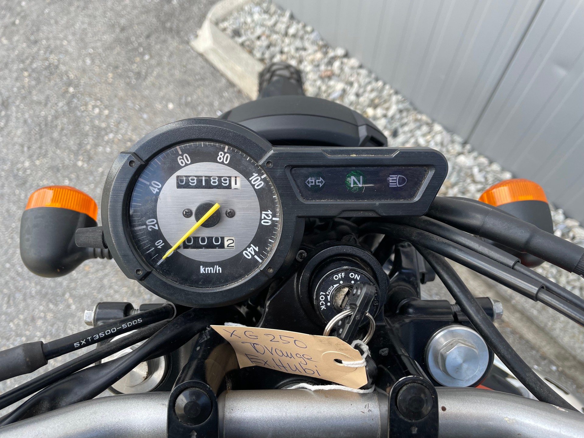 YAMAHA XG 250 Tricker-image-6