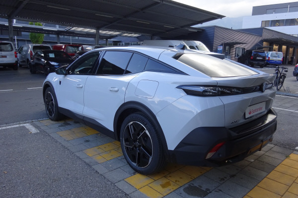 PEUGEOT 408 1.6 PHEV 180 GT-image-13