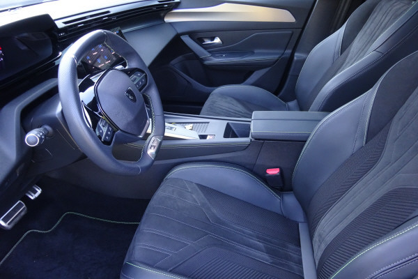 PEUGEOT 408 1.6 PHEV 180 GT-image-3
