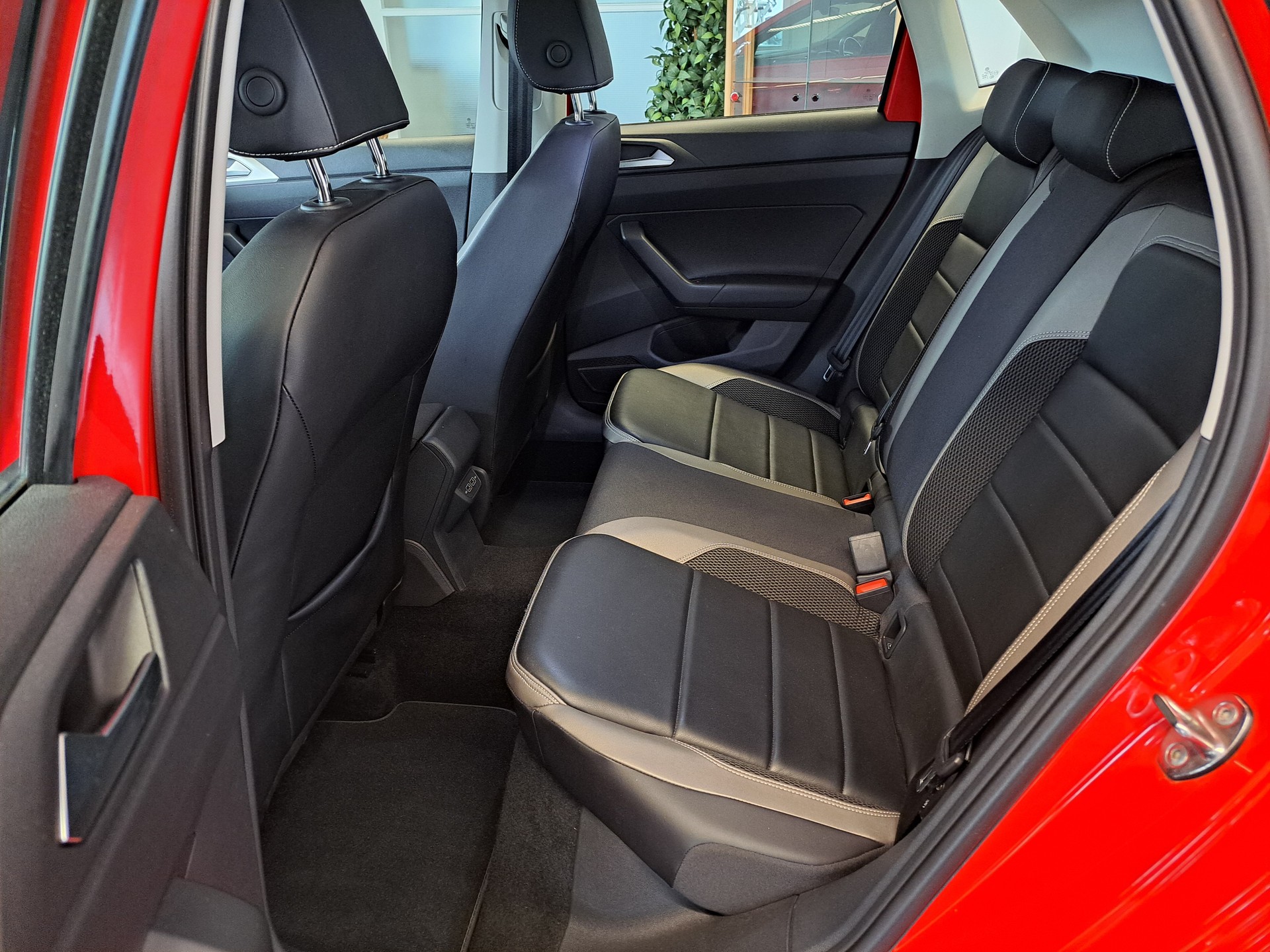 VW Polo 1.0 TSI BMT Comfortline DSG-image-7