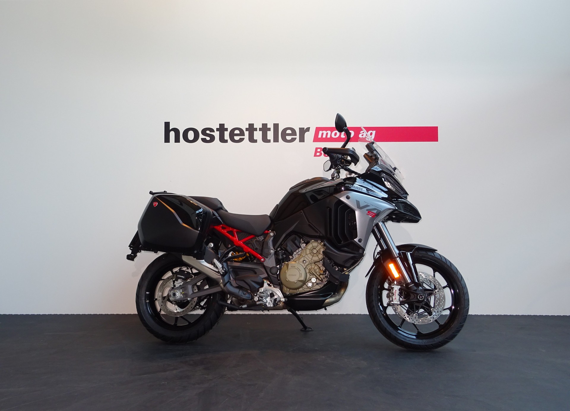 DUCATI Multistrada V4 S Travel & Radar-image-1