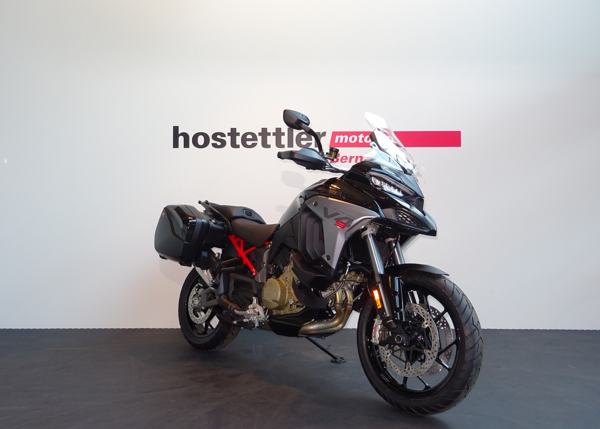 DUCATI Multistrada V4 S Travel & Radar-image-0