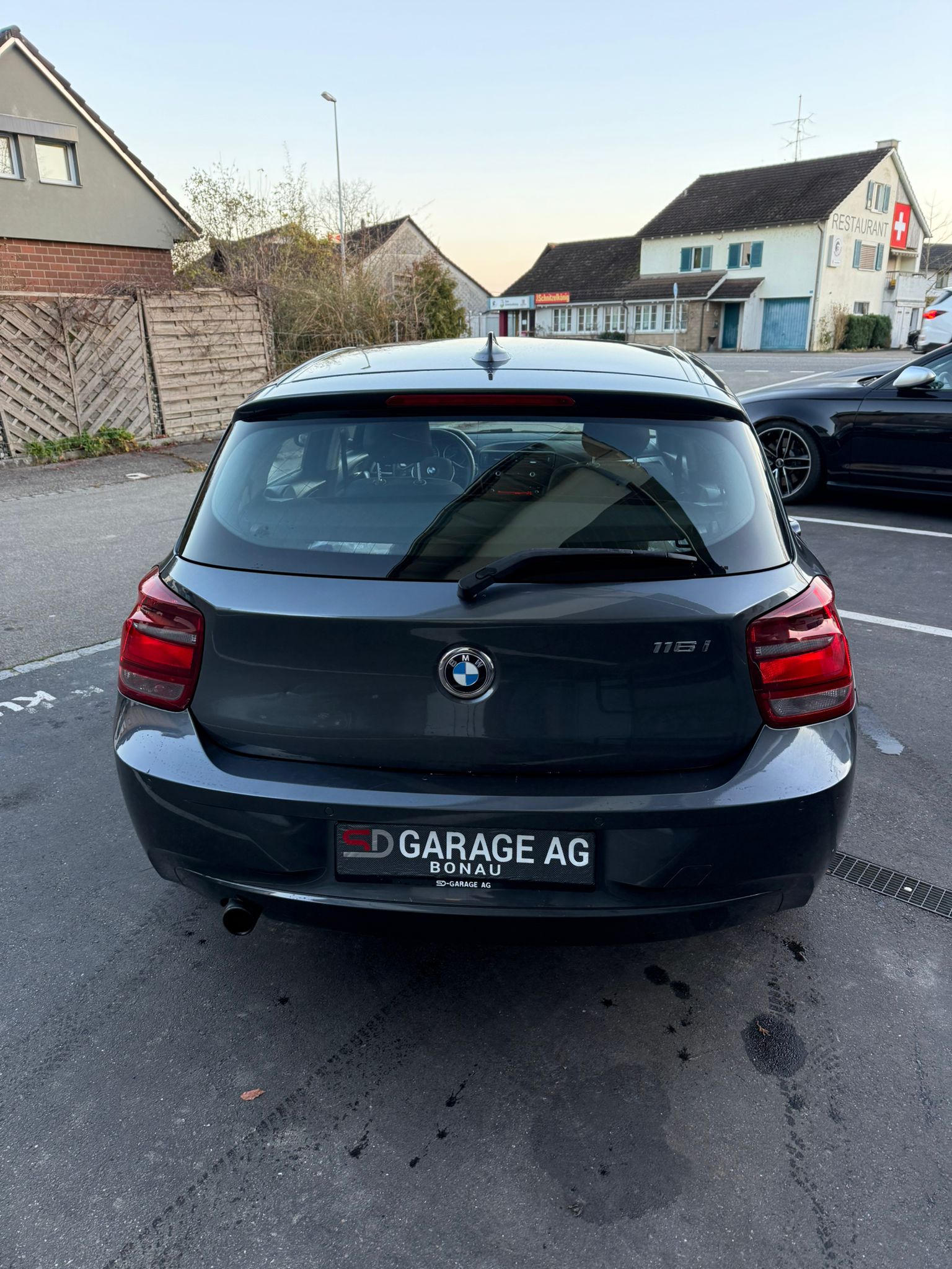 BMW 116i Steptronic-image-5
