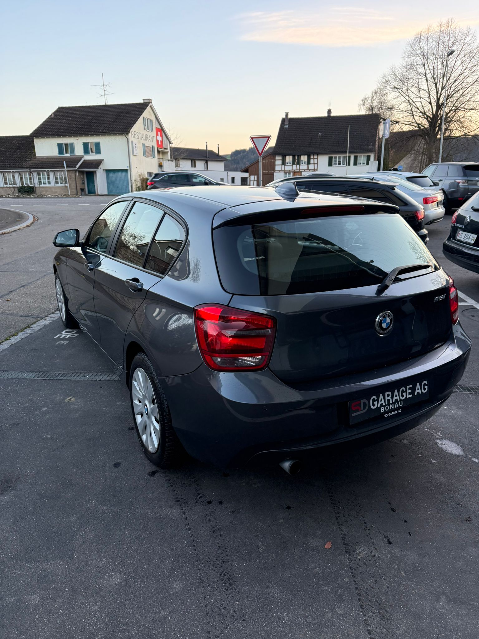 BMW 116i Steptronic-image-6