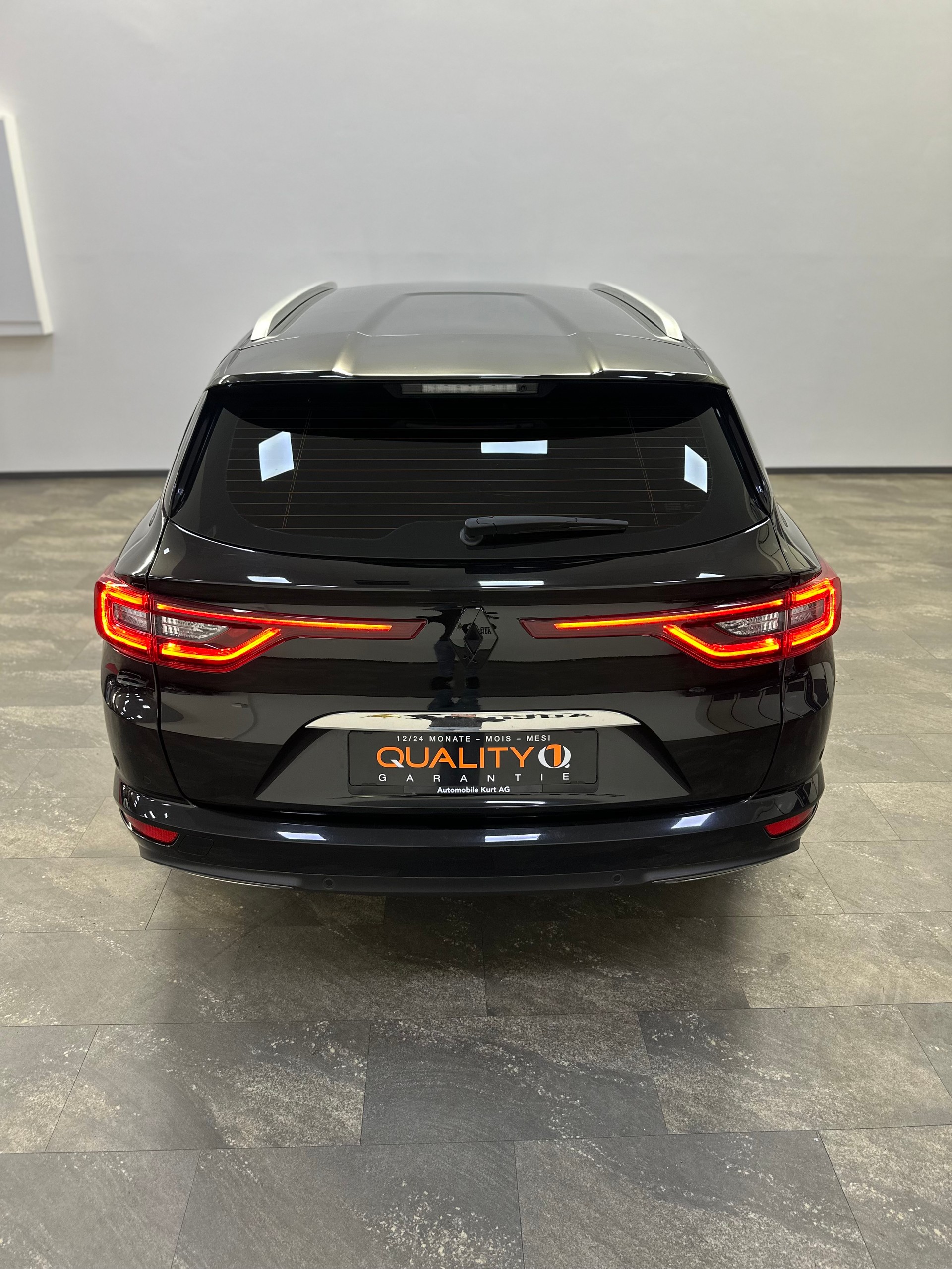 RENAULT Talisman Grandtour 1.6 TCe 90th Anniversary EDC-image-7