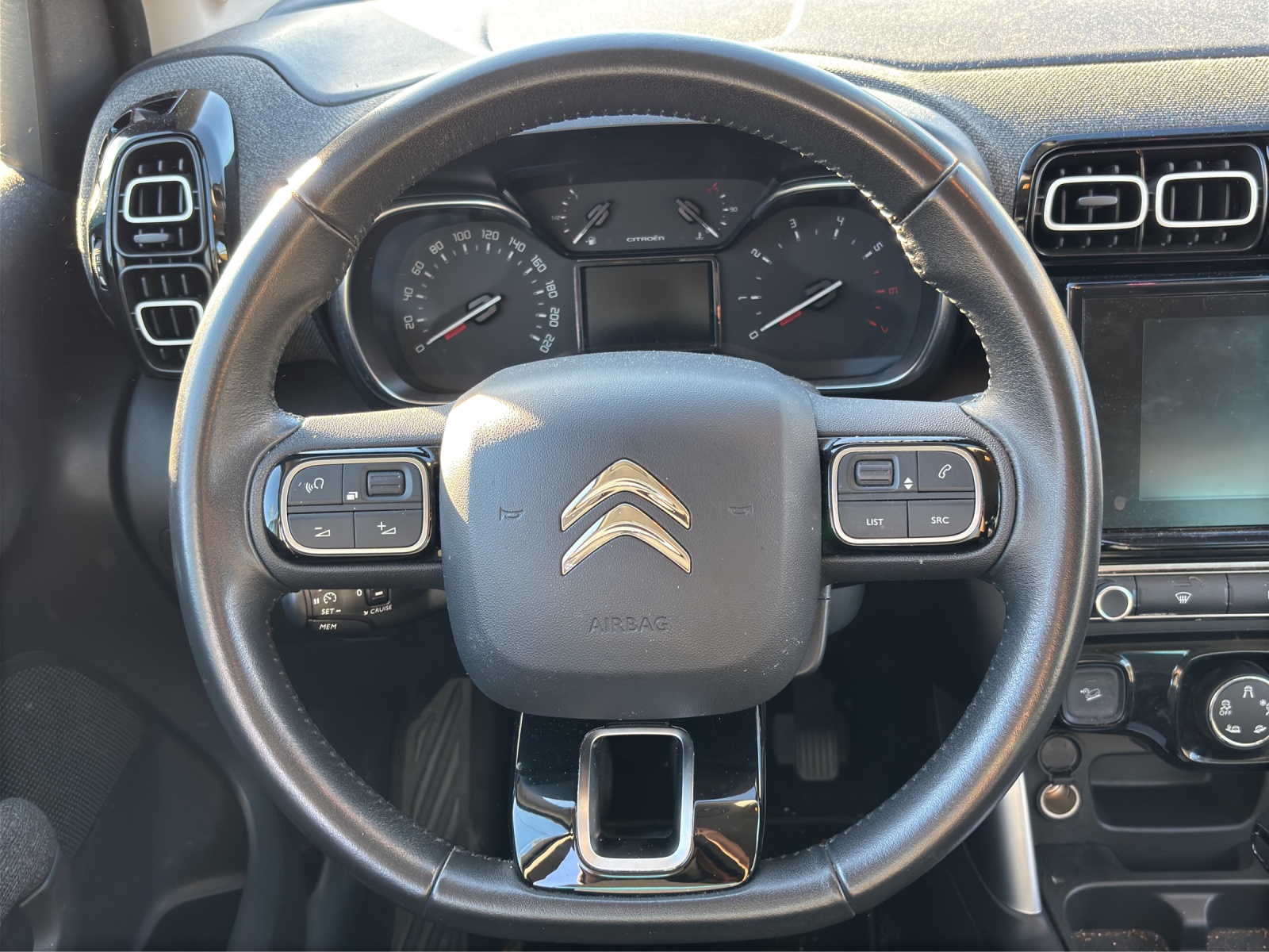 CITROEN C3 Aircross 1.2i PureTech Rip Curl-image-9