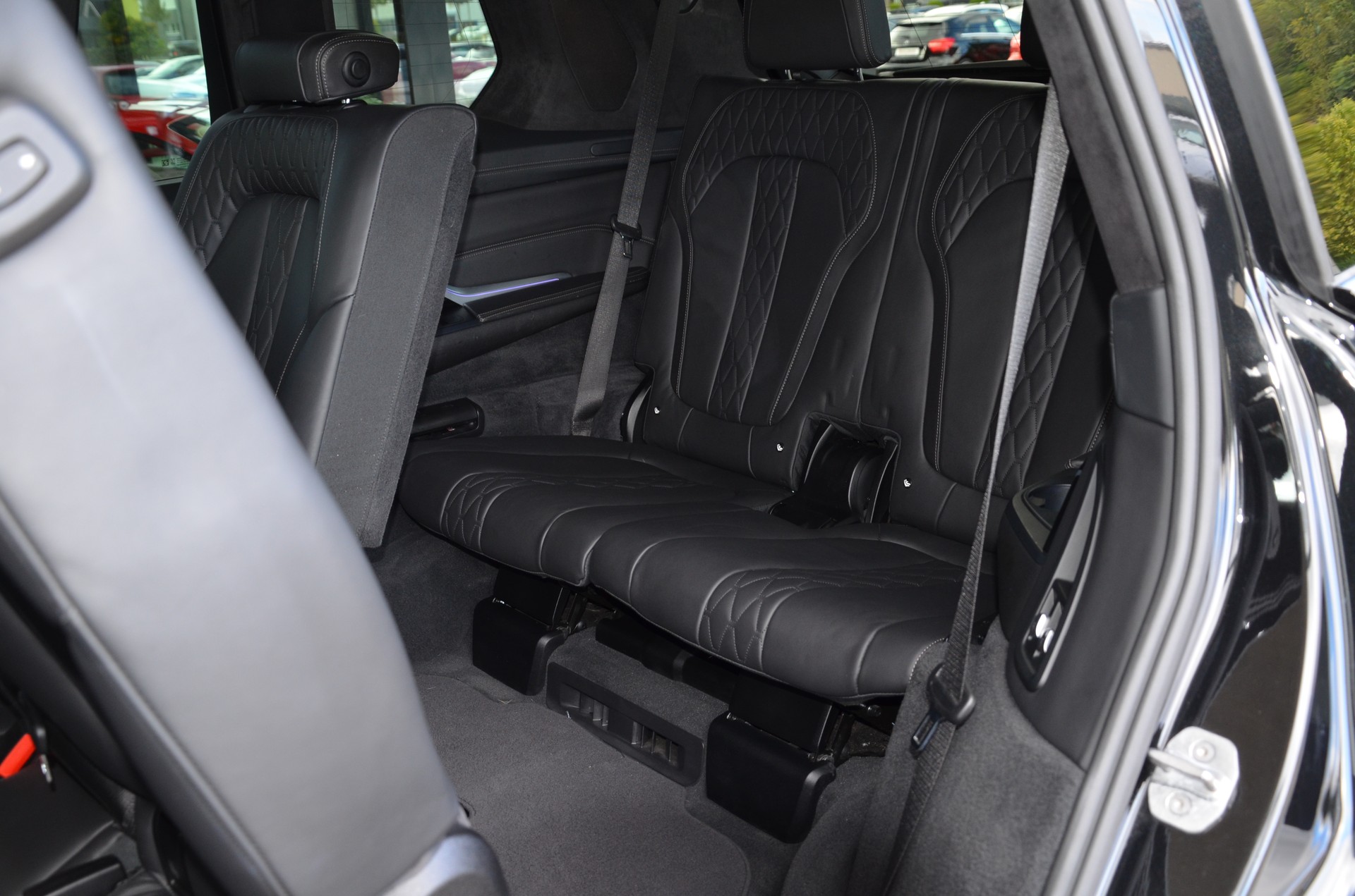 BMW X7 xDrive M50i Steptronic*7 Plätzer*Ab MFK,1 Jahr oder 20000km Garantie auf Motor und Getriebe*-image-14
