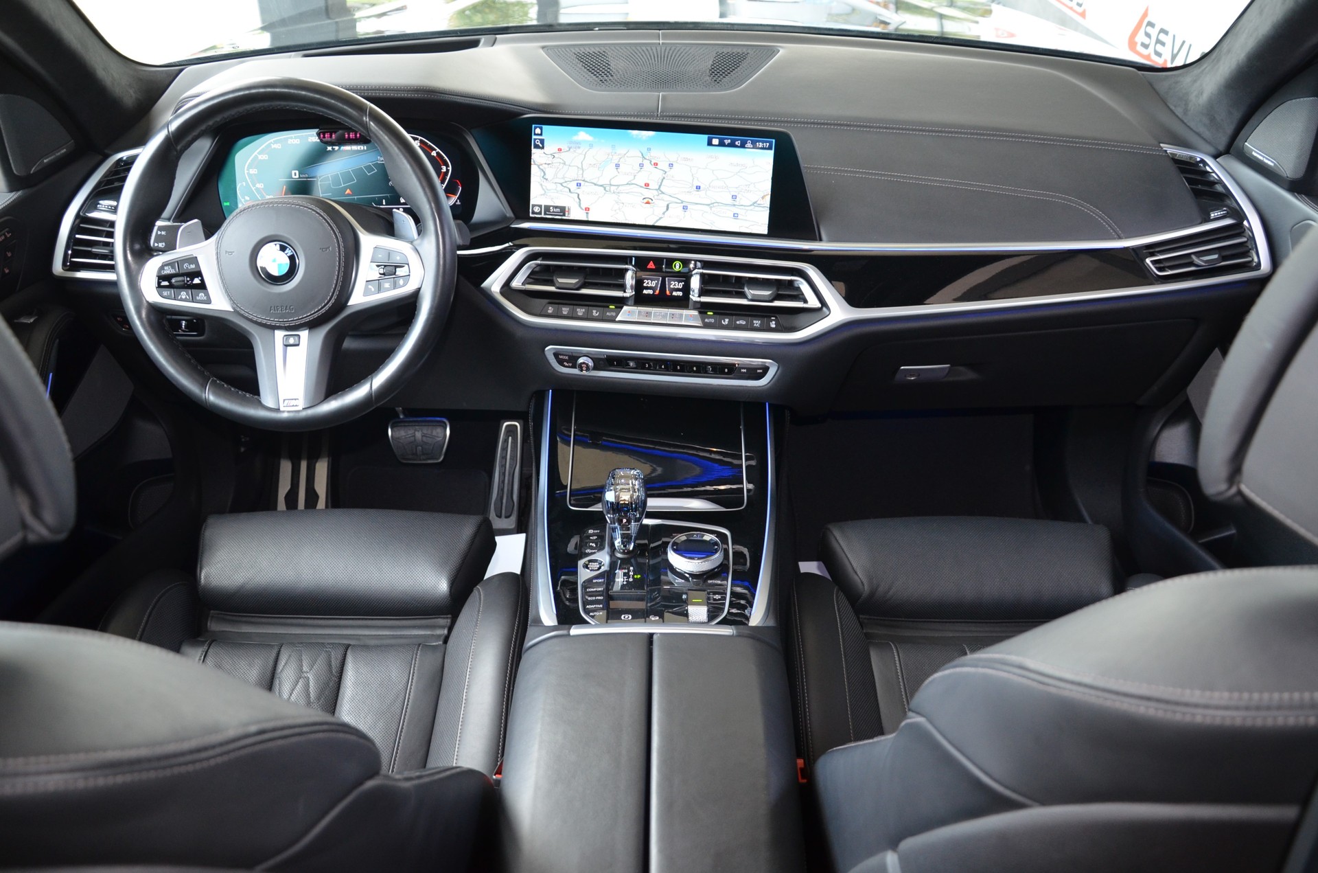 BMW X7 xDrive M50i Steptronic*7 Plätzer*Ab MFK,1 Jahr oder 20000km Garantie auf Motor und Getriebe*-image-11