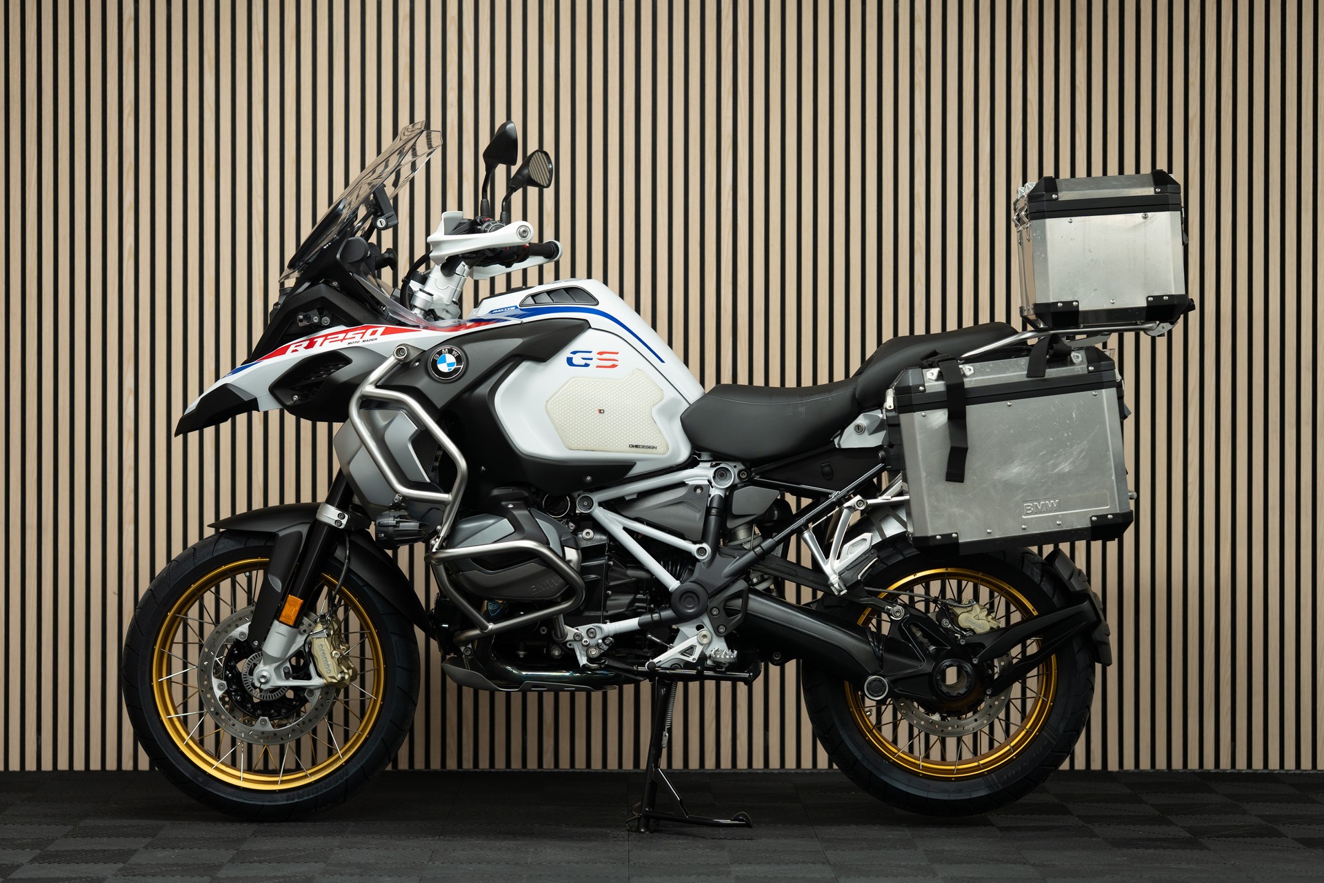 BMW R 1250 GS Adventure-image-1