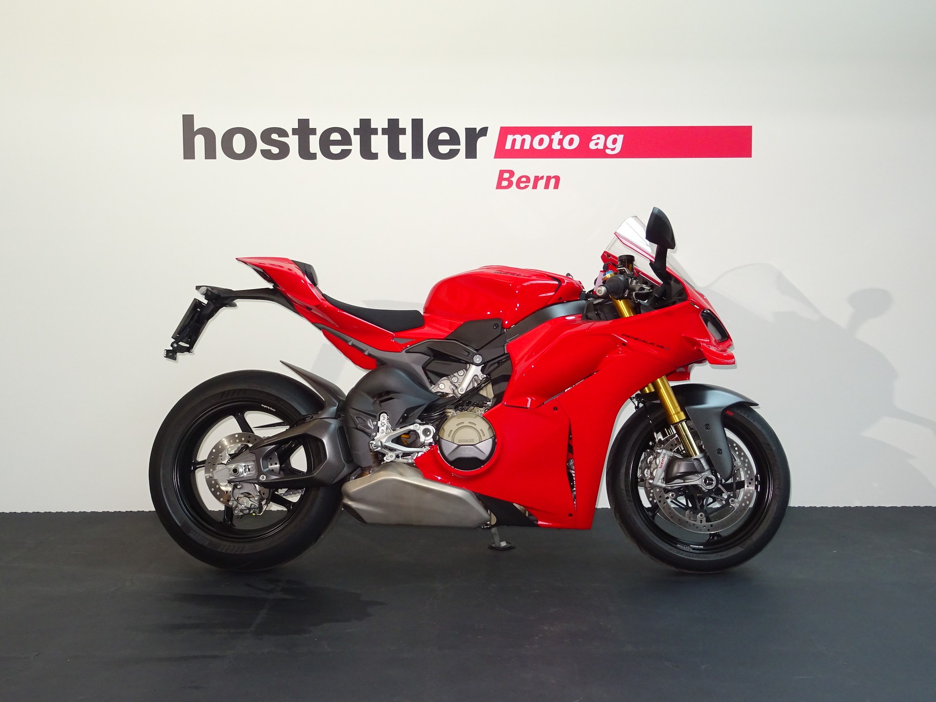DUCATI Panigale V4 S-image-1