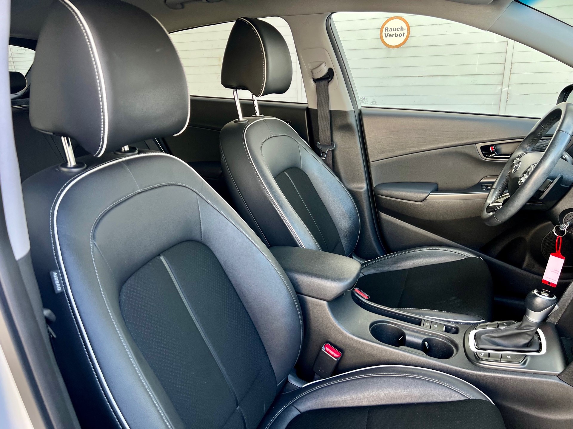 HYUNDAI Kona 1.6 GDi HEV Amplia DCT-image-8