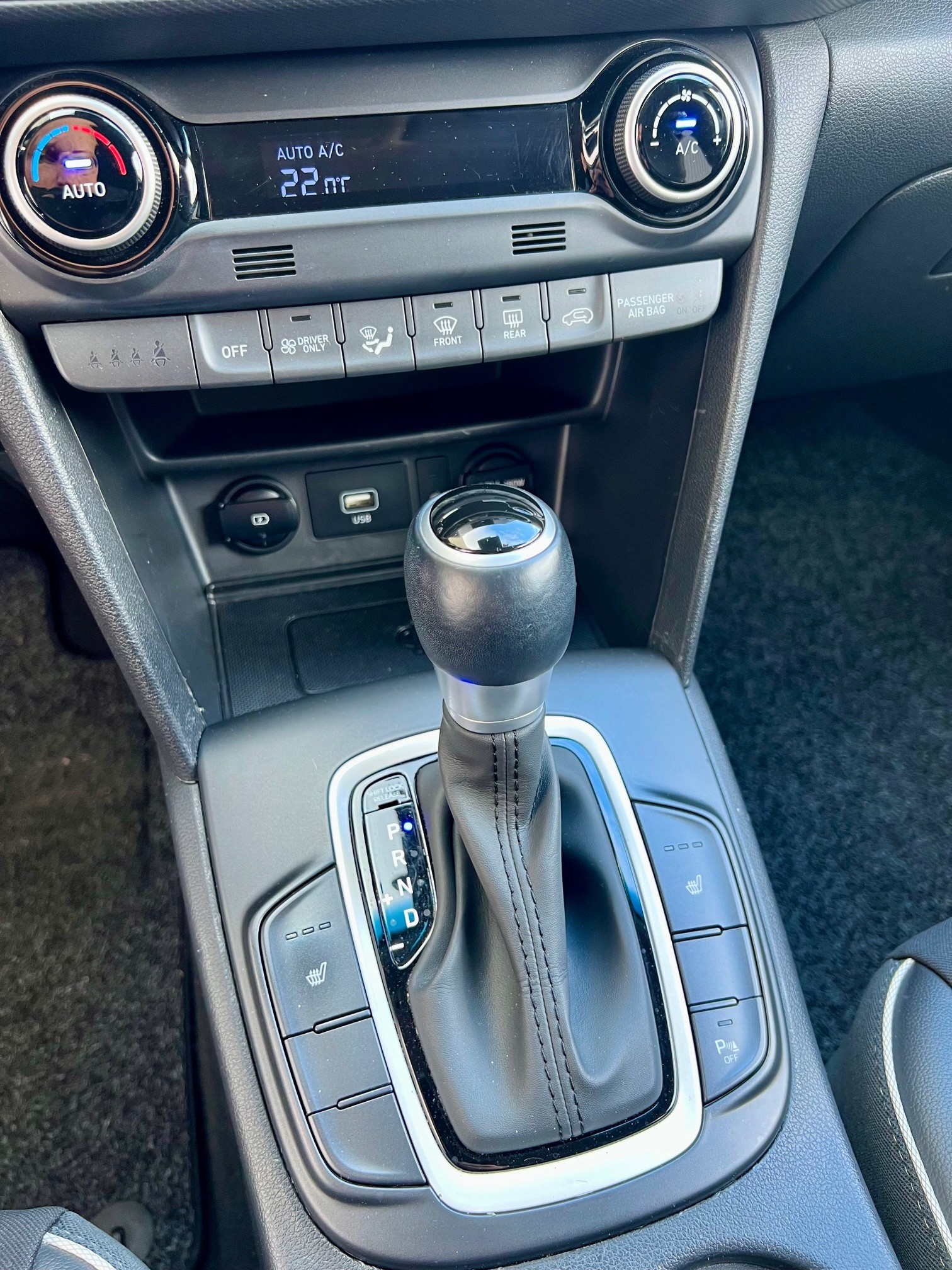 HYUNDAI Kona 1.6 GDi HEV Amplia DCT-image-14