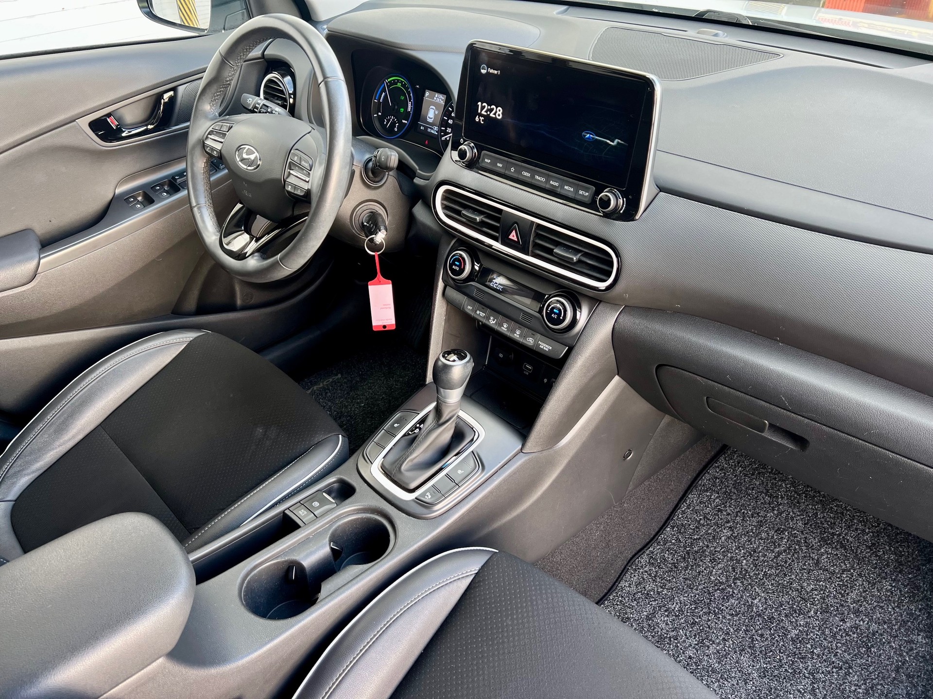 HYUNDAI Kona 1.6 GDi HEV Amplia DCT-image-7
