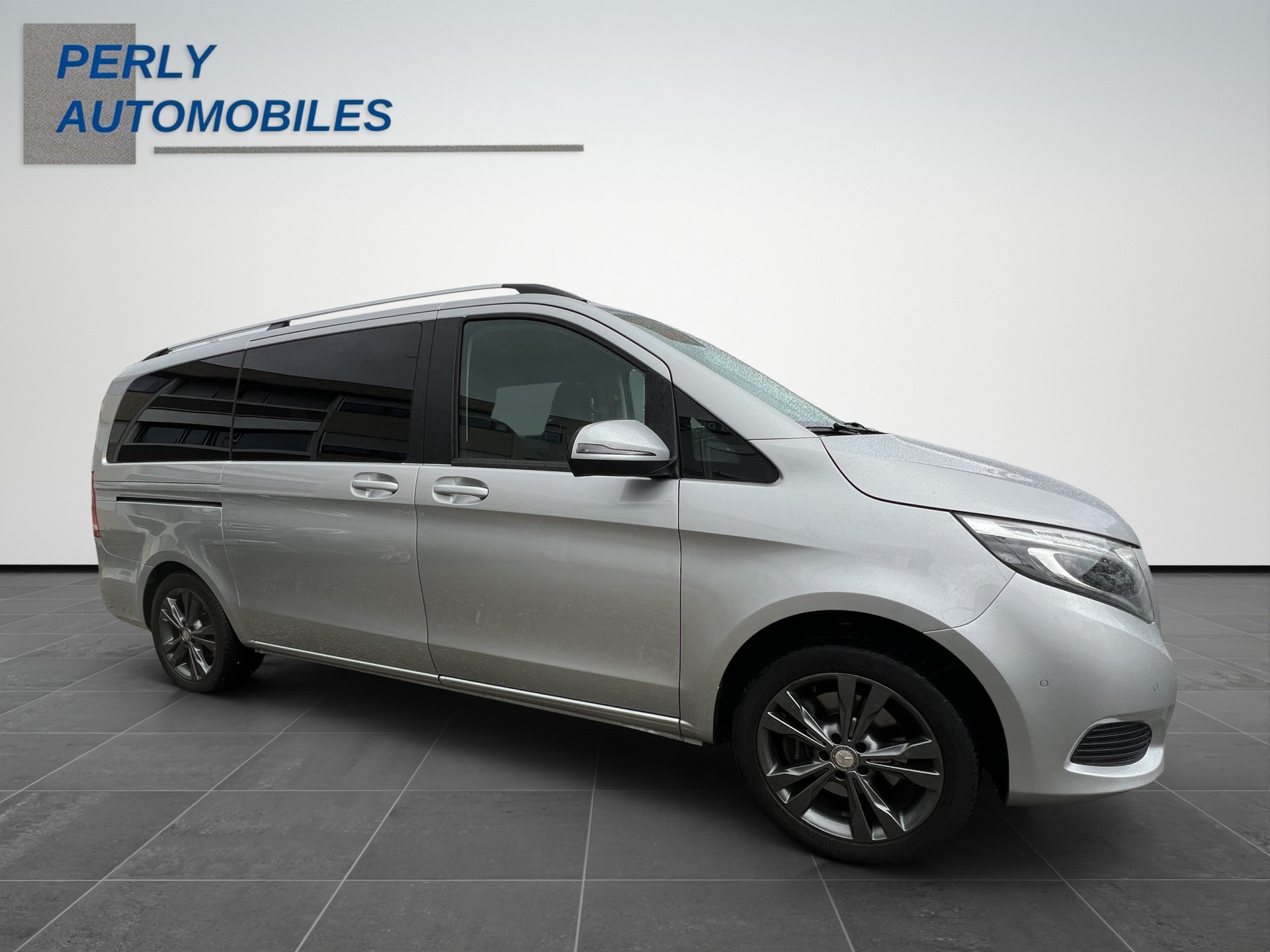 MERCEDES-BENZ V 250 d BlueTec long 4matic Van-image-7