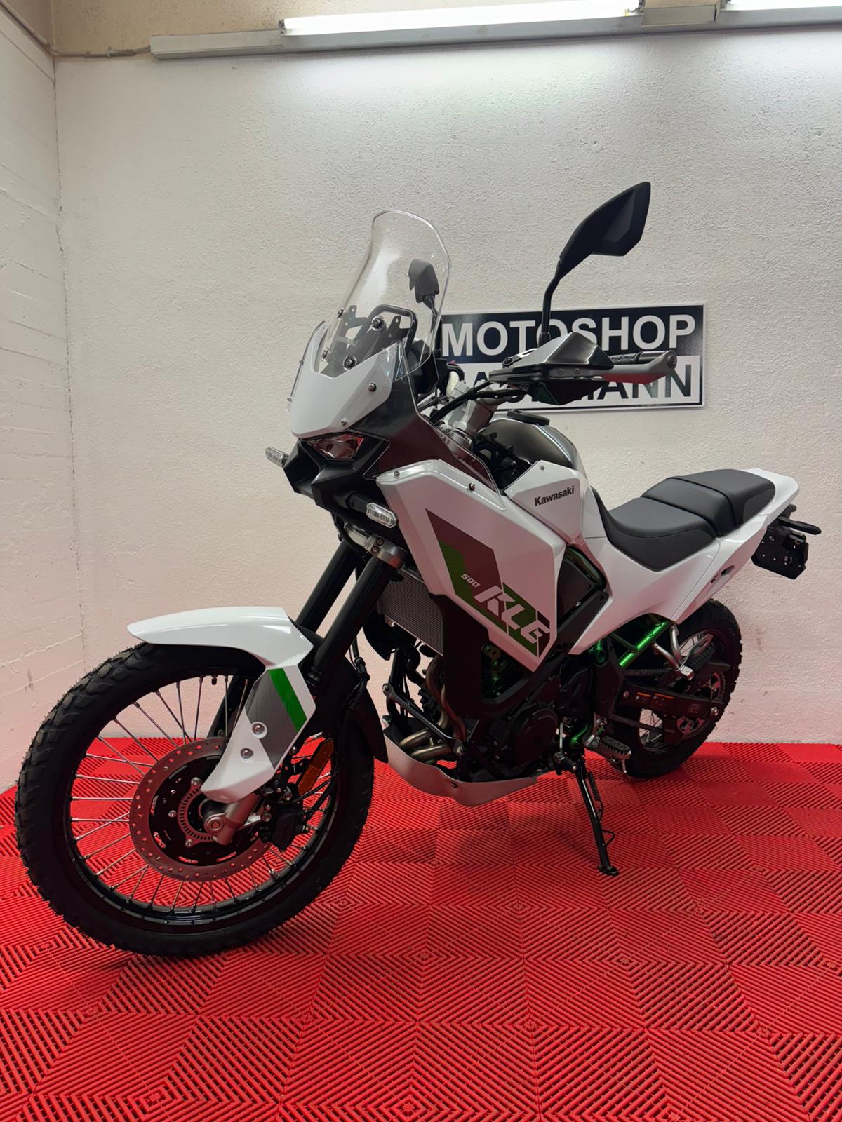 KAWASAKI KLE 500 SE-image-2