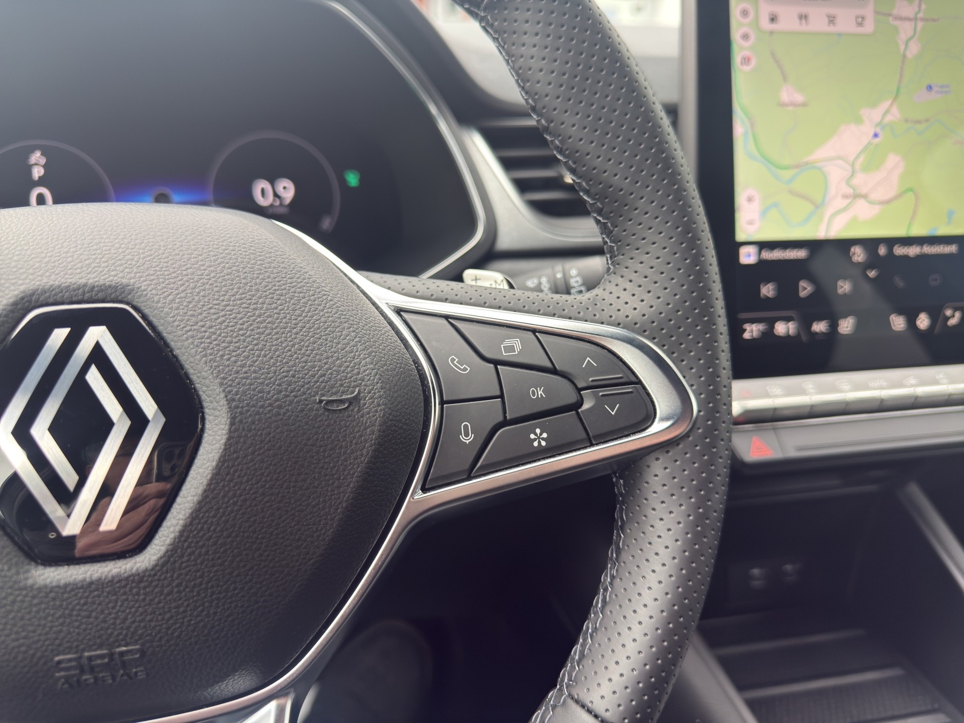 RENAULT Captur 1.3 TCe Techno EDC-image-12