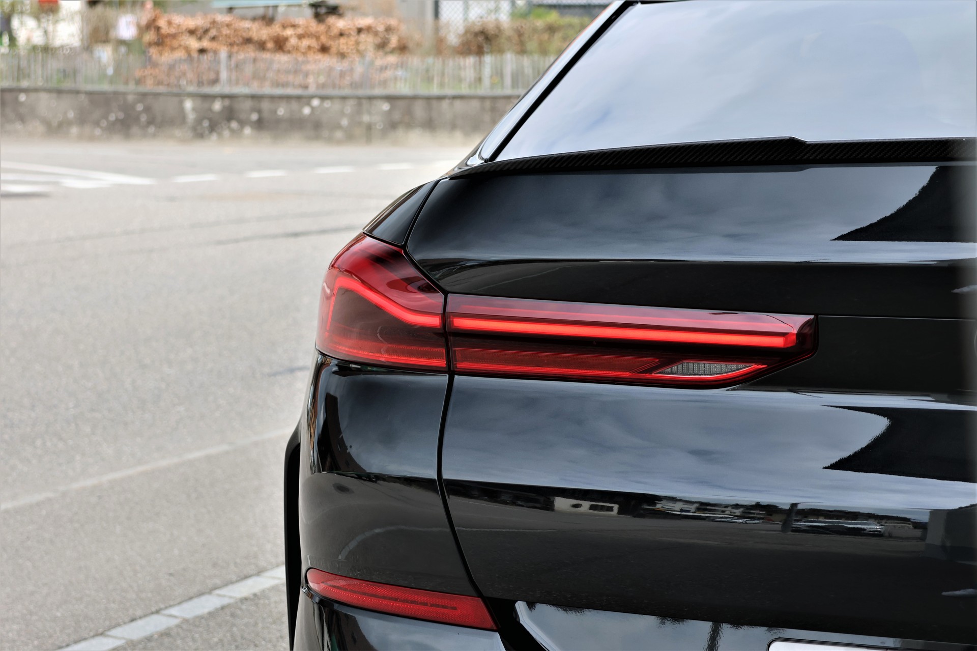 BMW X6 xDrive 48V 40d Steptronic M Sport (CH) + 3'500KG AHK-image-5