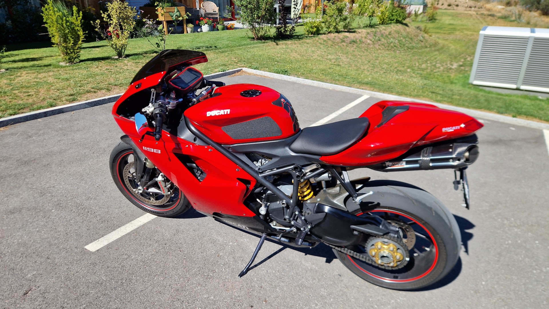 DUCATI 1198-image-6