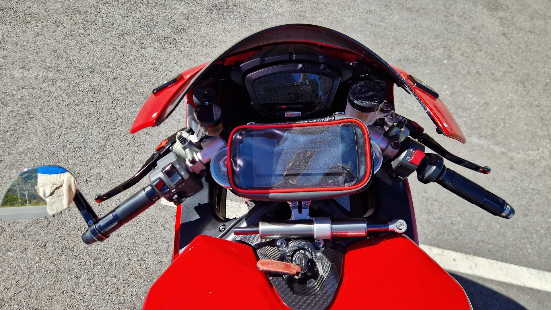 DUCATI 1198-image-5