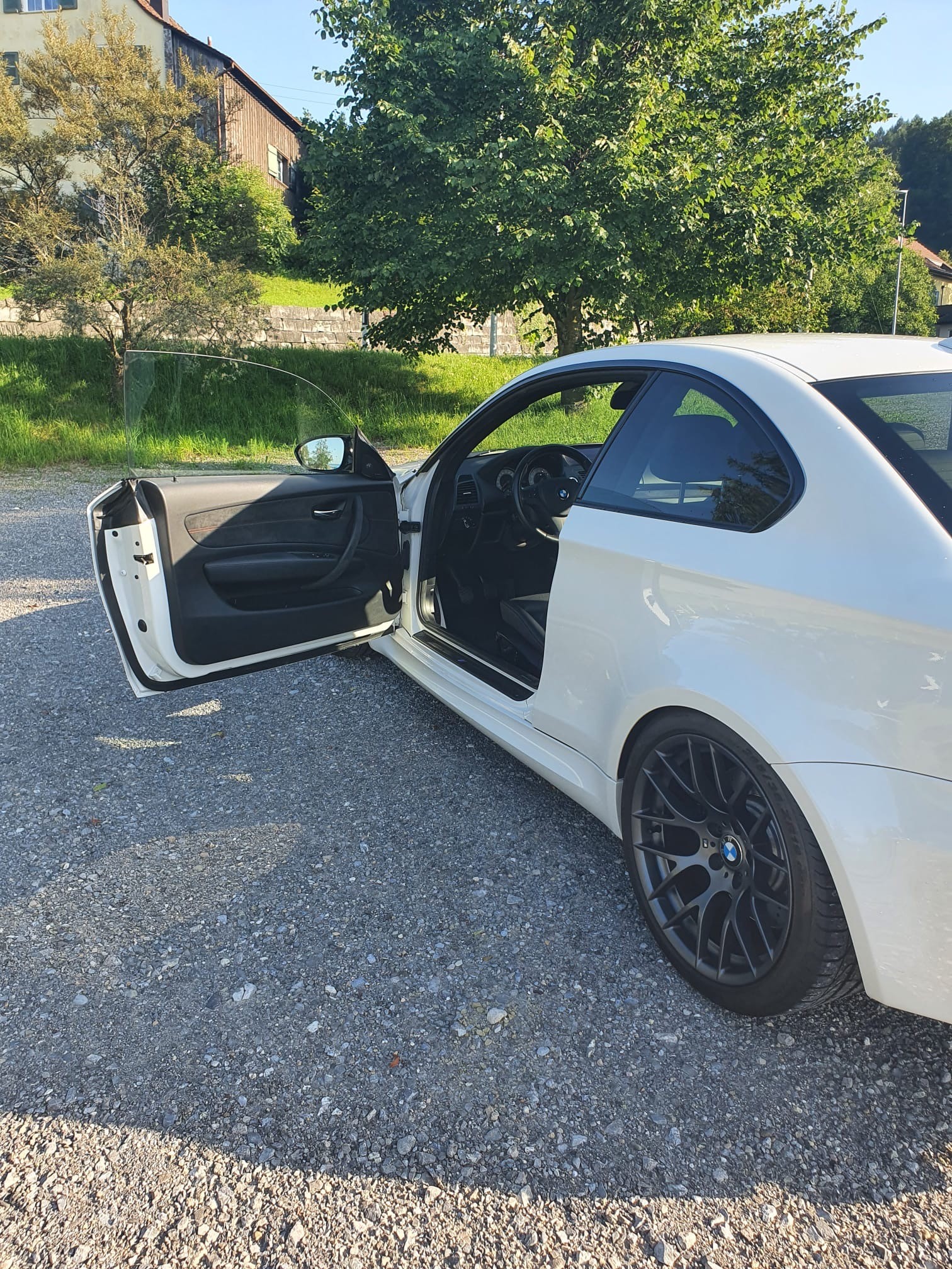 BMW 1er M Coupé-image-2