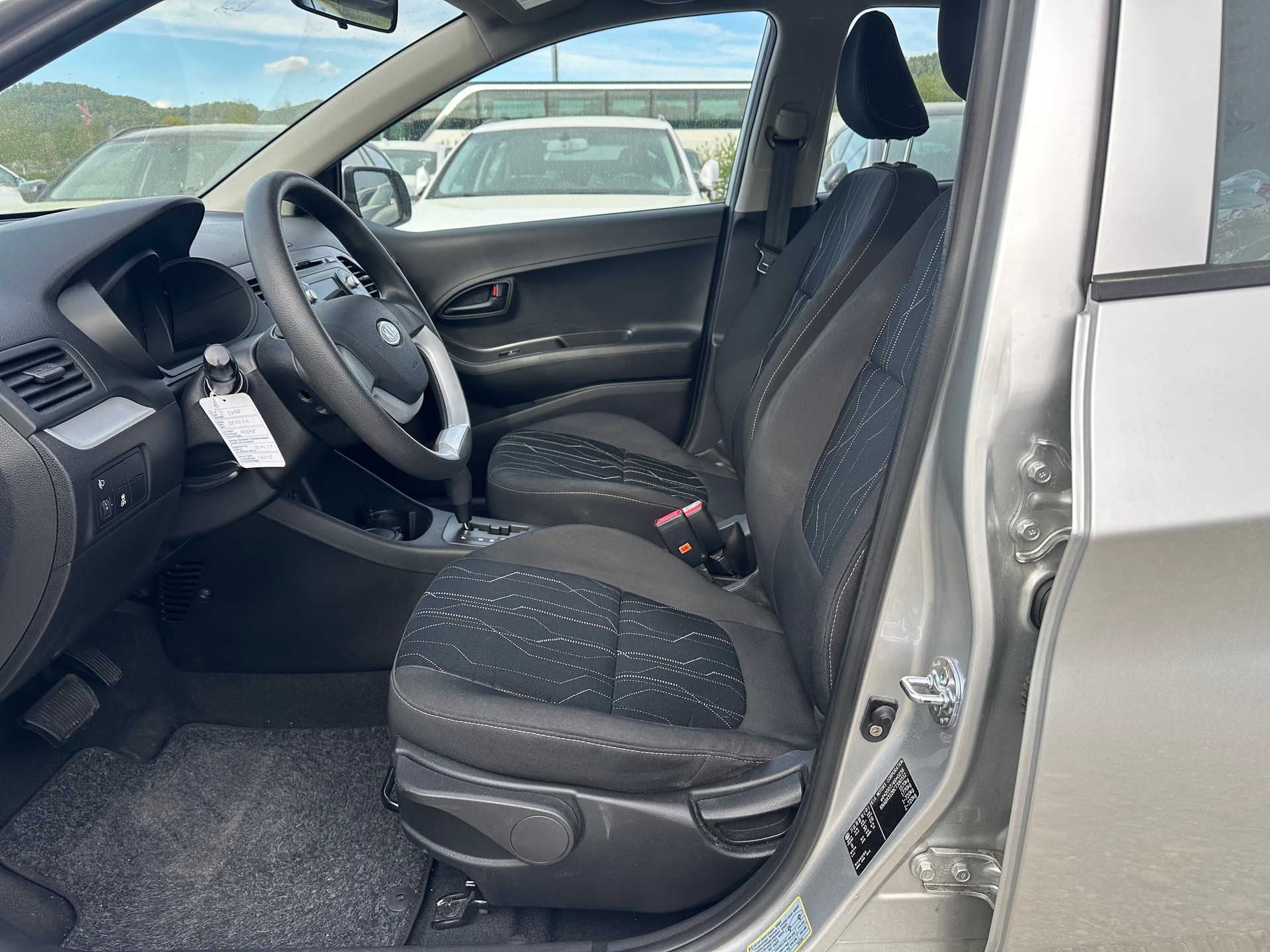 KIA Picanto 1.2 CVVT Style Automatic-image-7