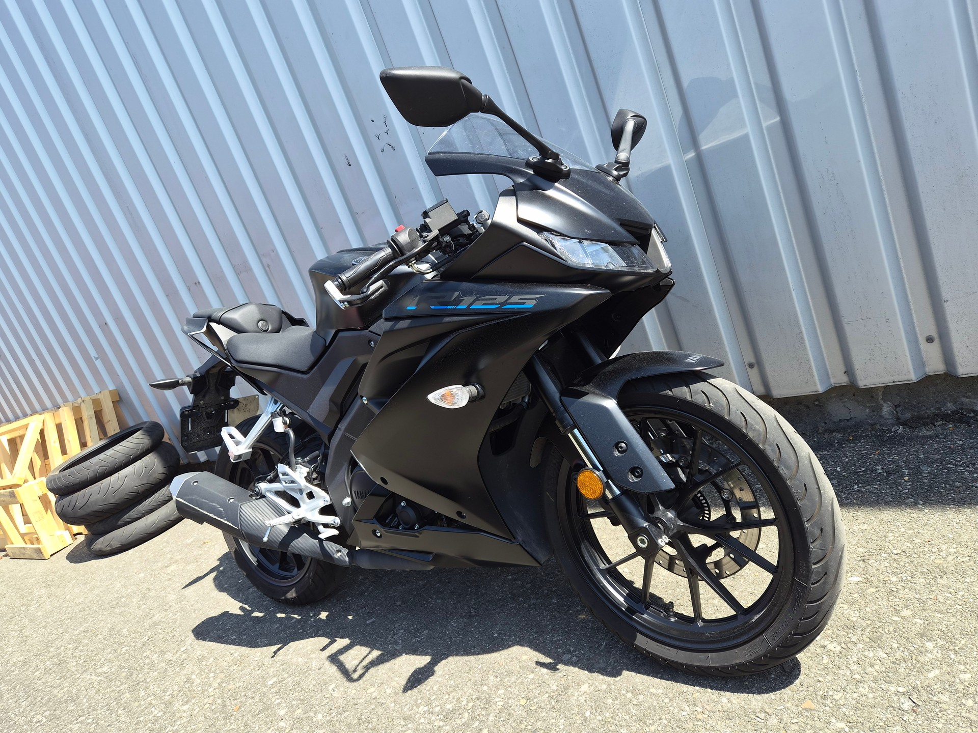 YAMAHA YZF-R 125 ABS Kundenauftrag-image-1