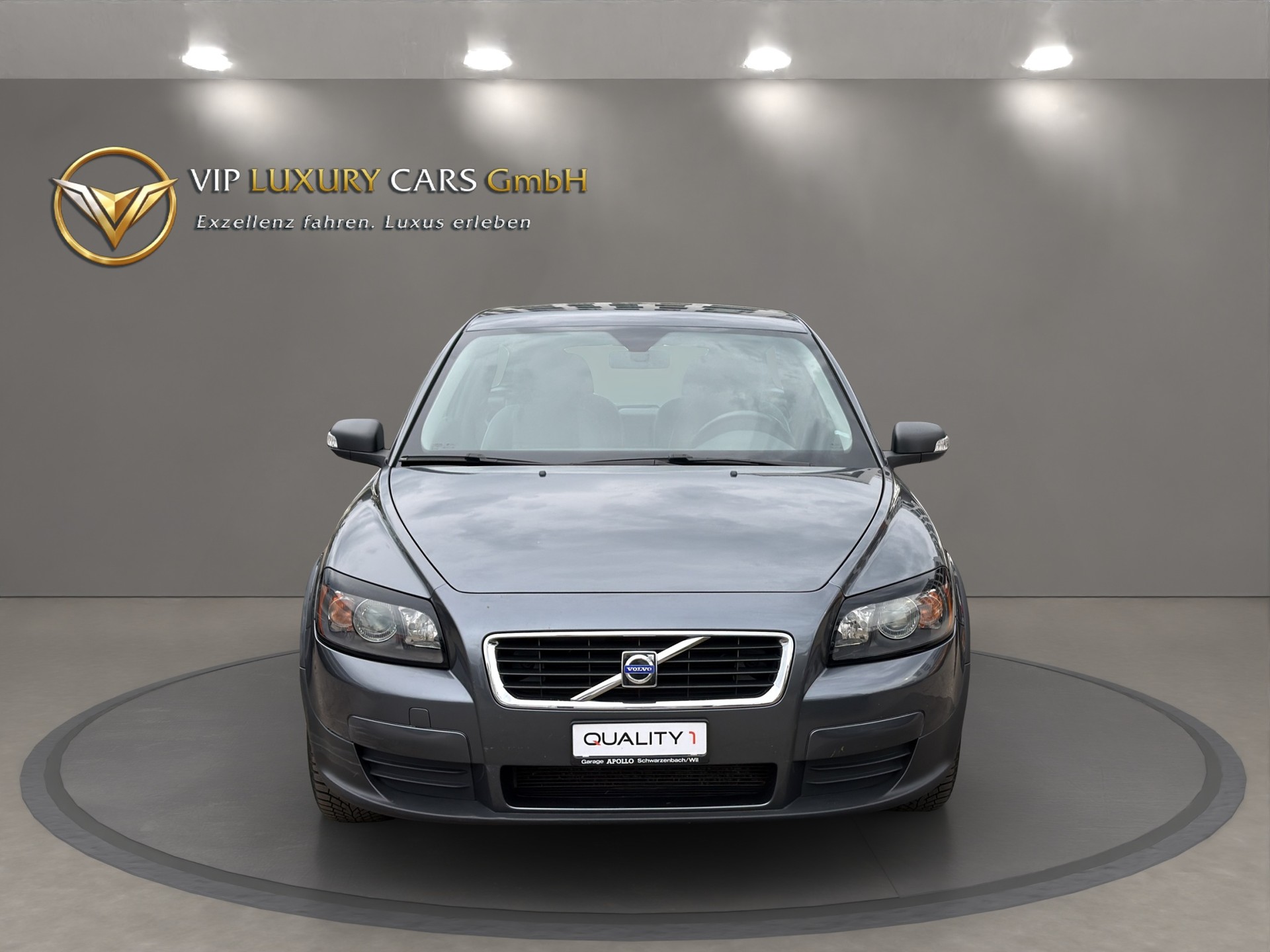 VOLVO C30 1.8 Momentum-showroom-element-2