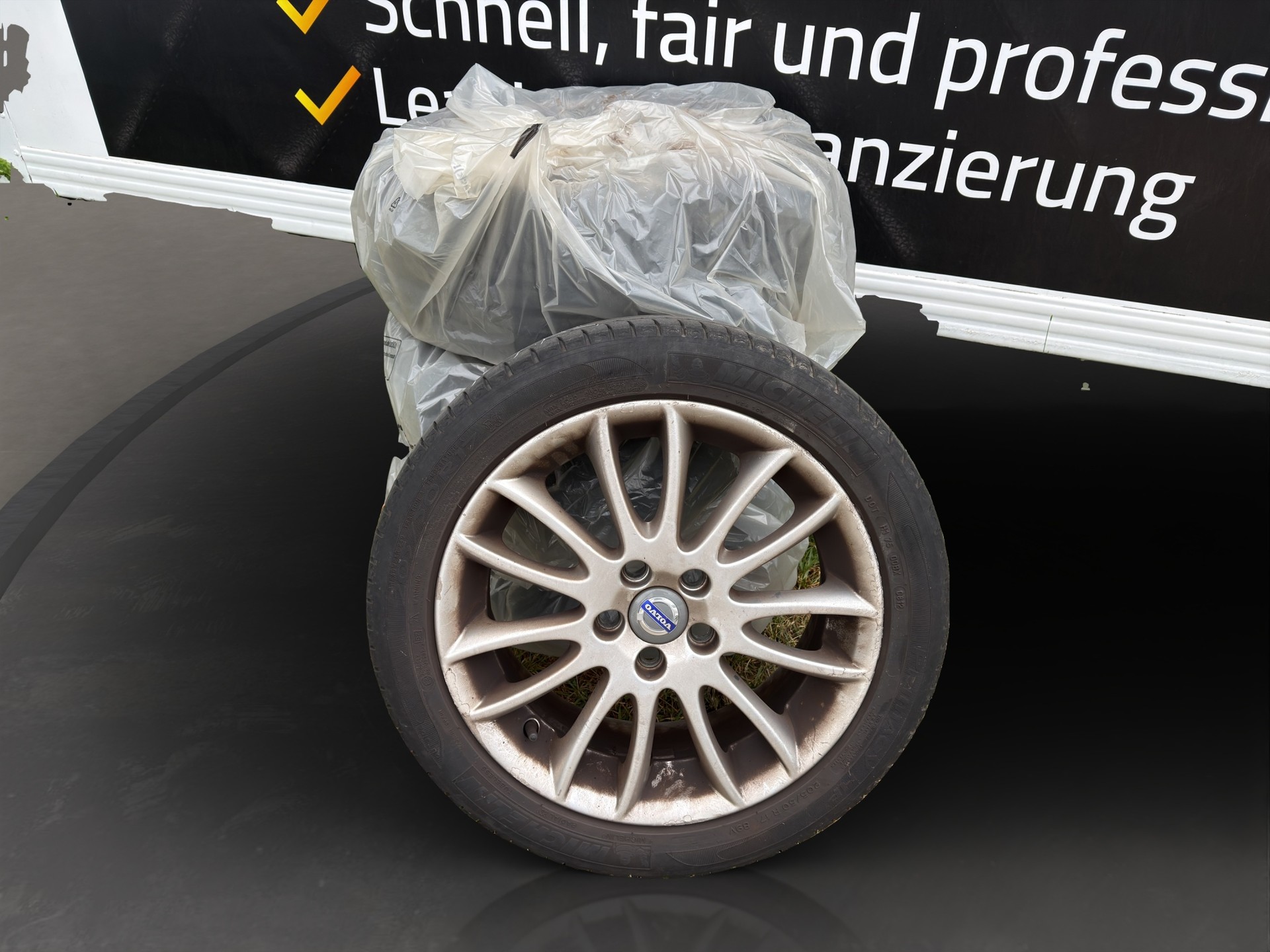 VOLVO C30 1.8 Momentum-image-16