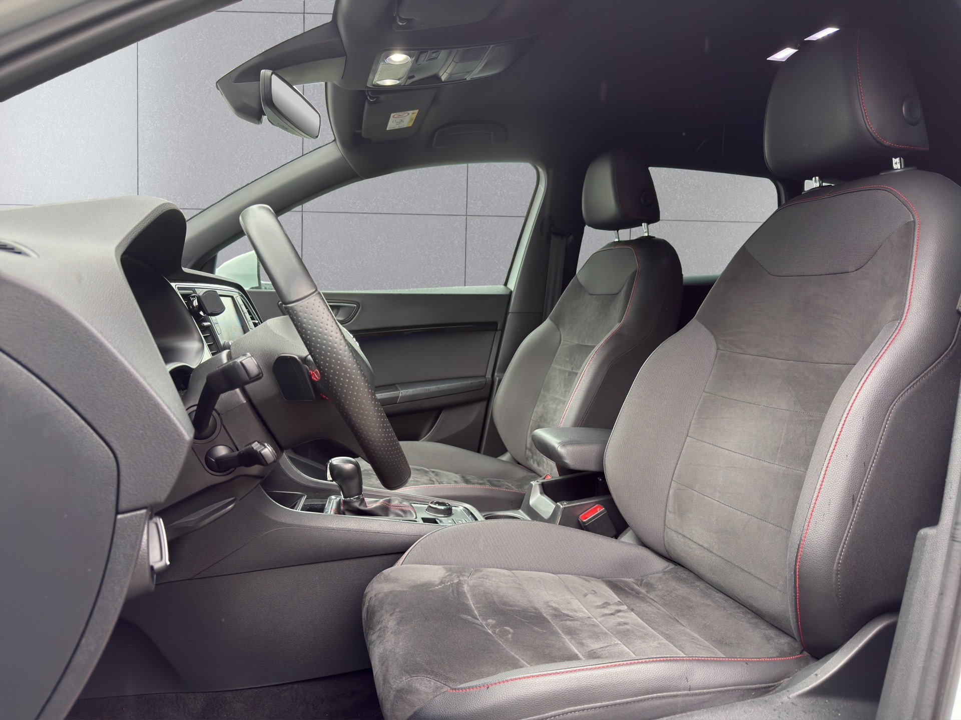 SEAT Ateca 2.0 TSI FR 4Drive DSG-image-11