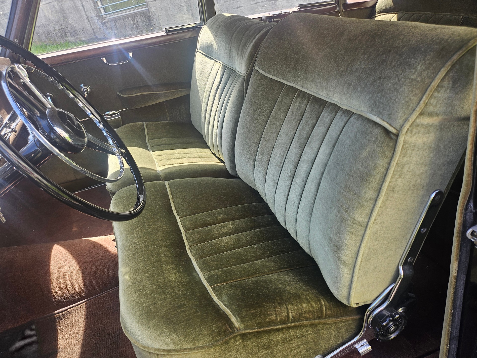 MERCEDES-BENZ Adenauer-image-3