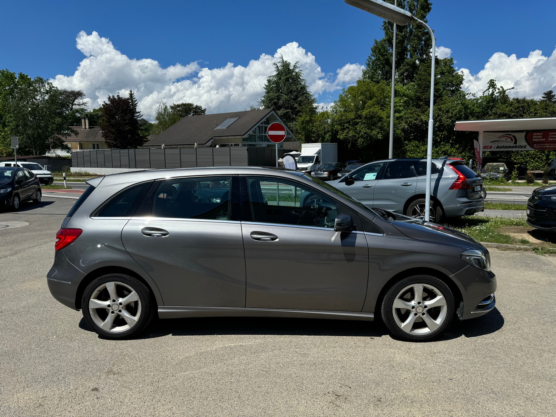 MERCEDES-BENZ B 200 7G-DCT-image-4